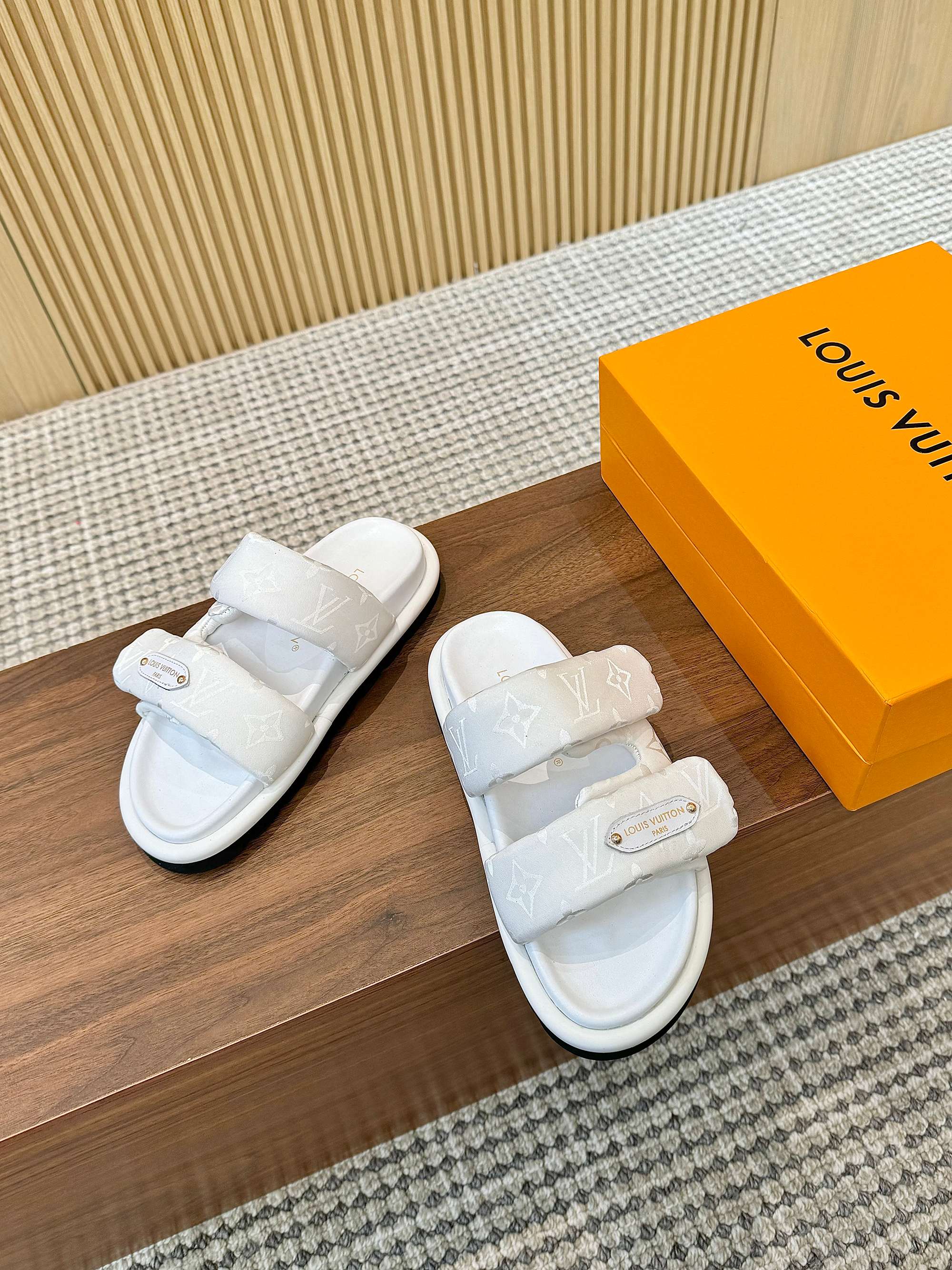 Louis Vuitton Women's White Monogram Embossed Archlight Flat Sandals 8 a1741773372423 4614