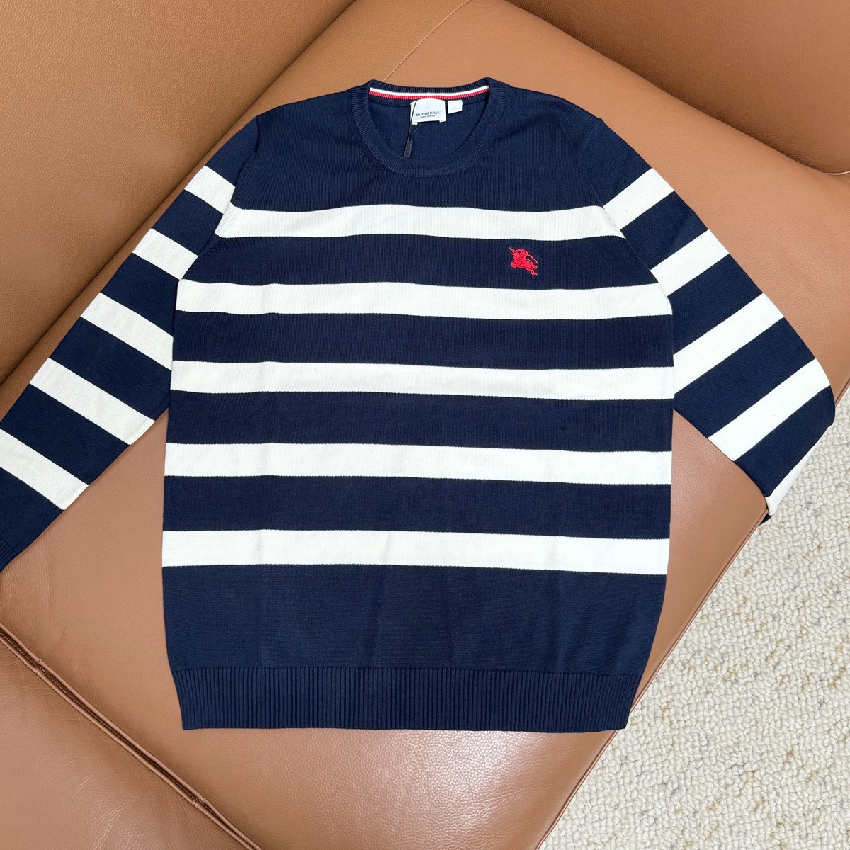 113M206 #BARBOULIE PONY EMBROIDERY STRIPES ROUND SWEATER COLOUR: BLUE/WHITE, WHITE/BLUE SIZE: M-XXL - 图片 2