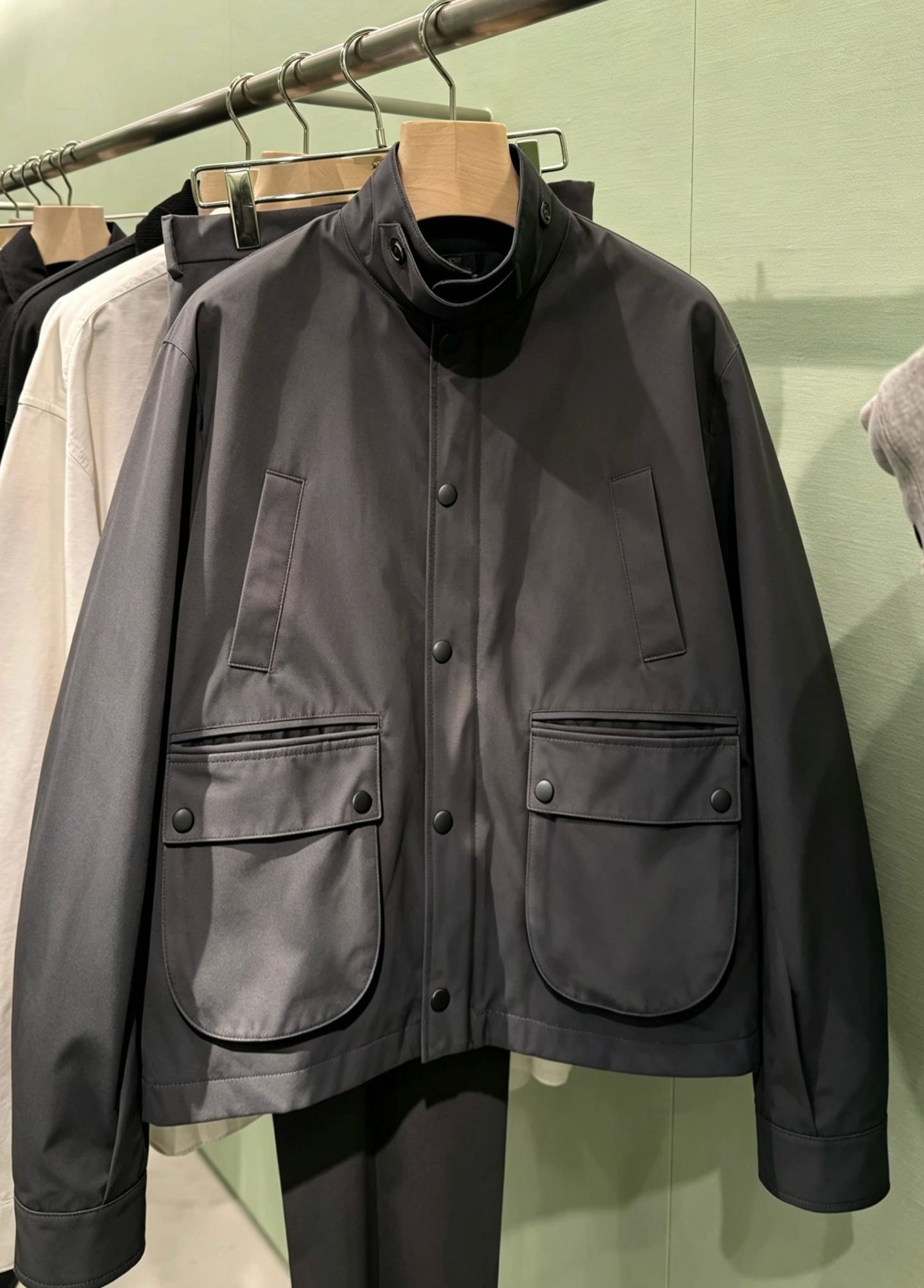 프라다 남성 자켓 상세 이미지 2