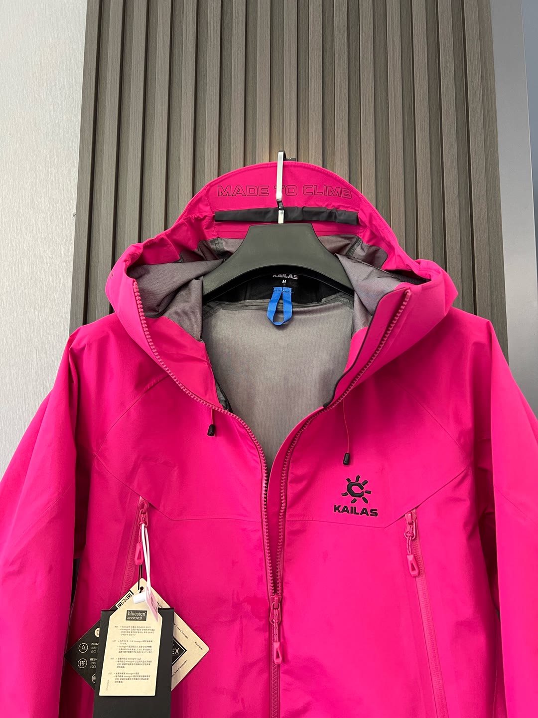  🔥🔥🔥🔥🔥市场独家一比一高版
【中国硬壳KA,ILAS凯石 MONT X全天候硬壳GTX防水登山】独家