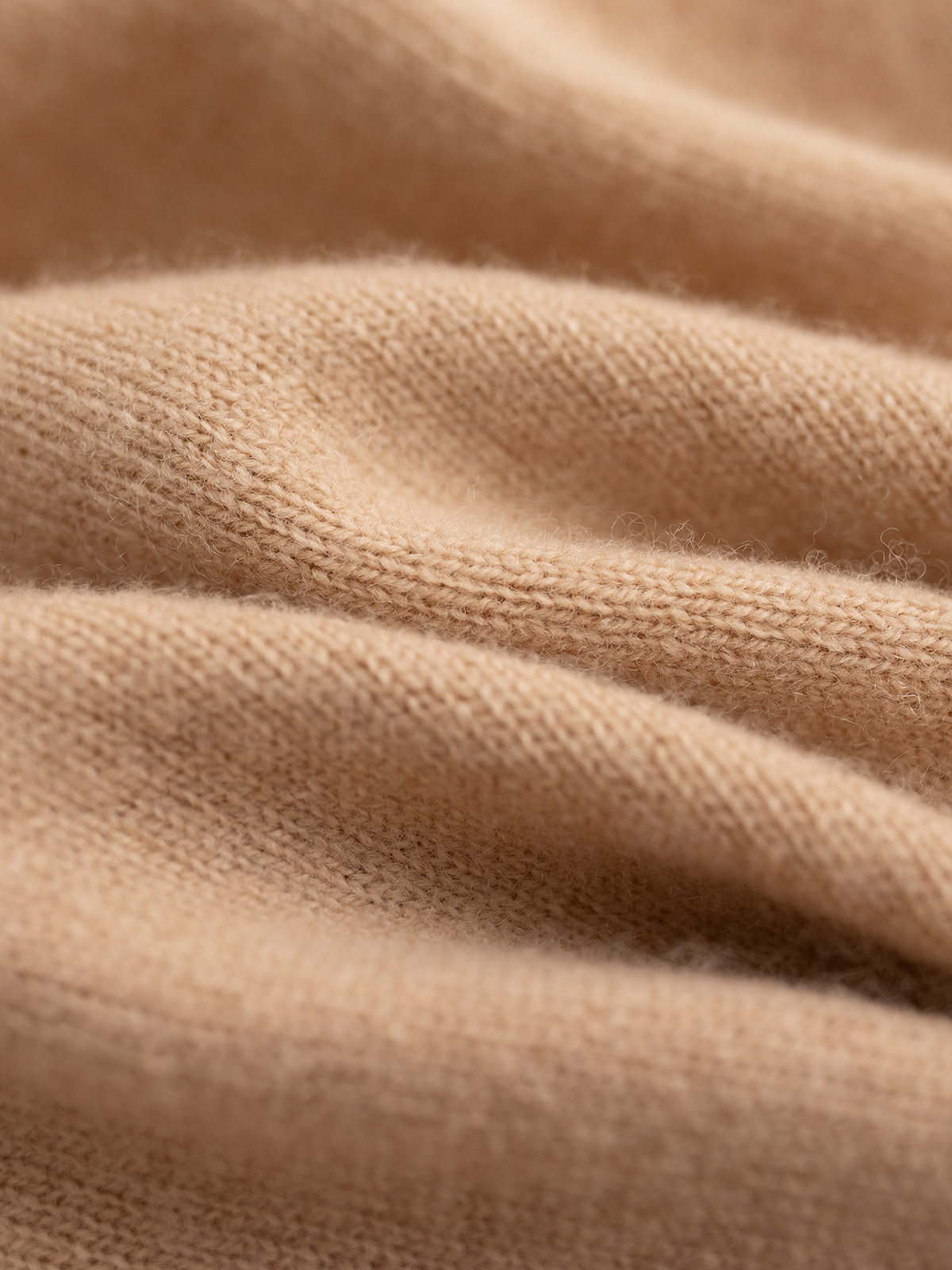 BC 25秋冬新款 双层V领纽扣羊绒针织长袖 单边织法 双层V领设计 宽松版型落肩袖 羊绒羊毛混纺纱线 