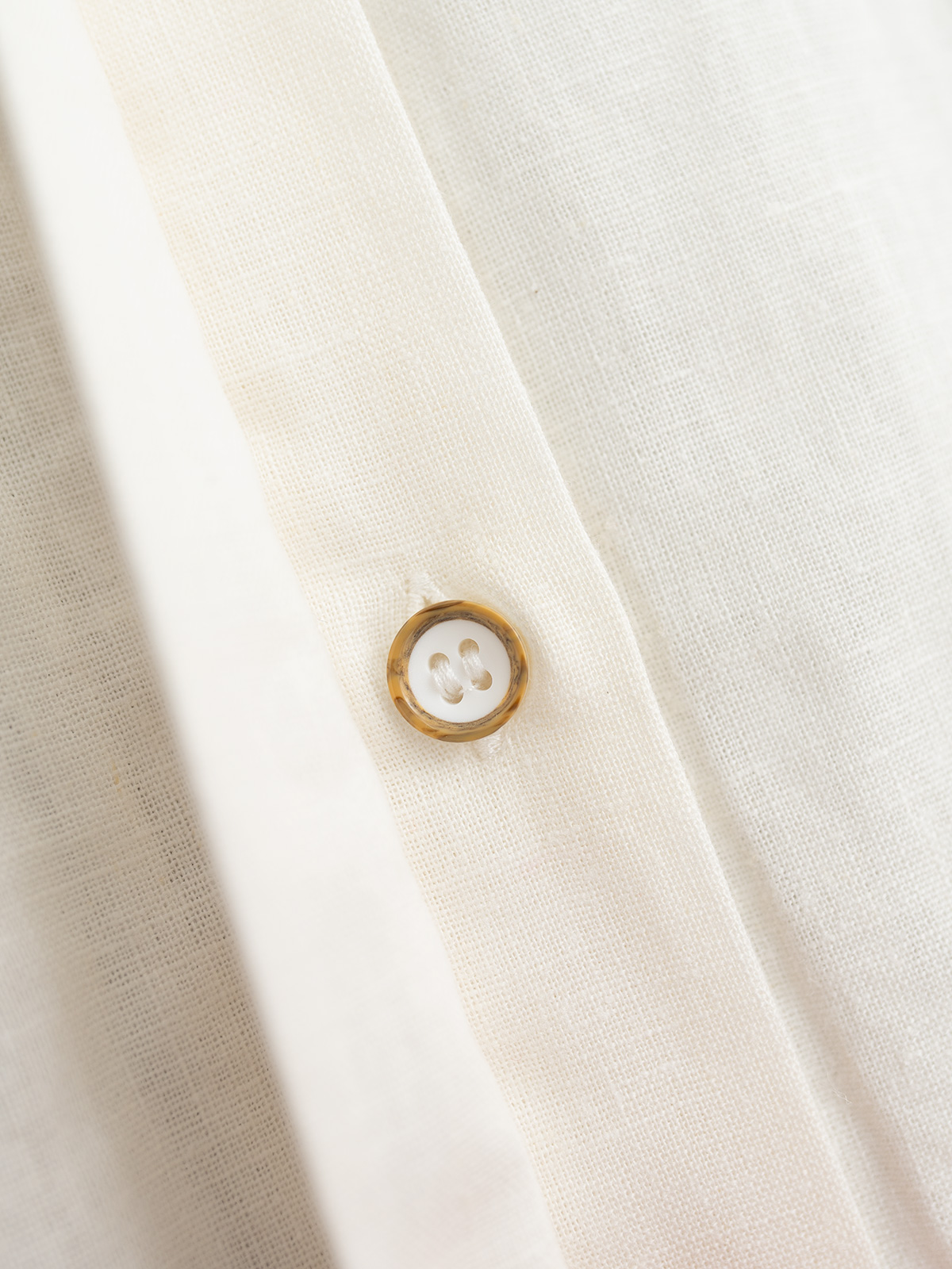 MaxMara 25秋冬新款 麻系列款 Polo领针织拼接麻料长袖 衬衣领设计 前幅两口袋 门筒暗纽扣 