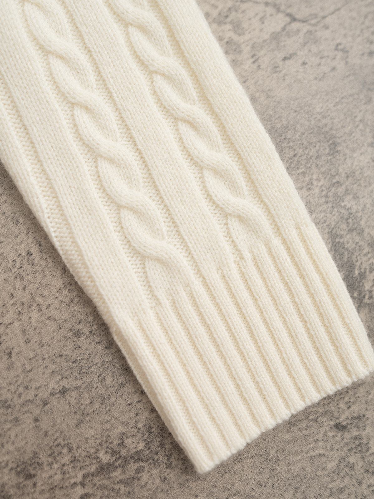 Ralp🆕hLauren Polo 经典款 紐花系列Polo领羊绒长袖开衫 羊绒材质！经典版型 25秋冬