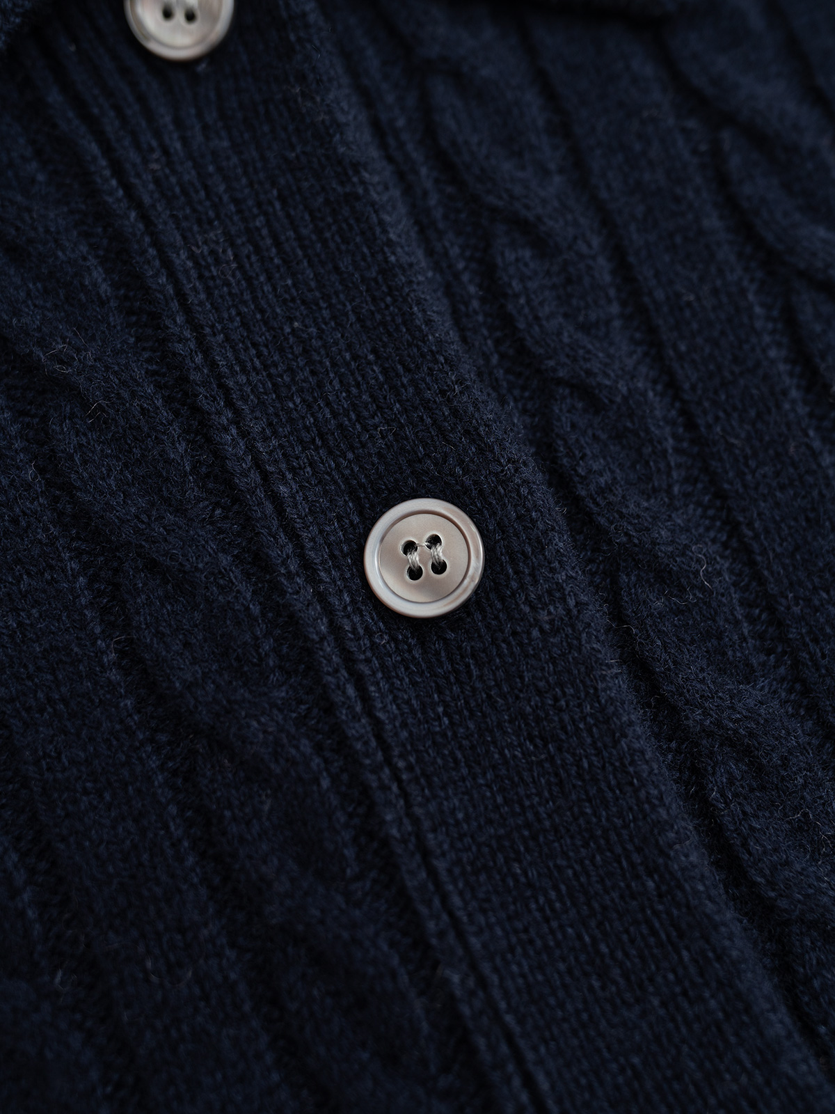 Ralp🆕hLauren Polo 经典款 紐花系列Polo领羊绒长袖开衫 羊绒材质！经典版型 25秋冬