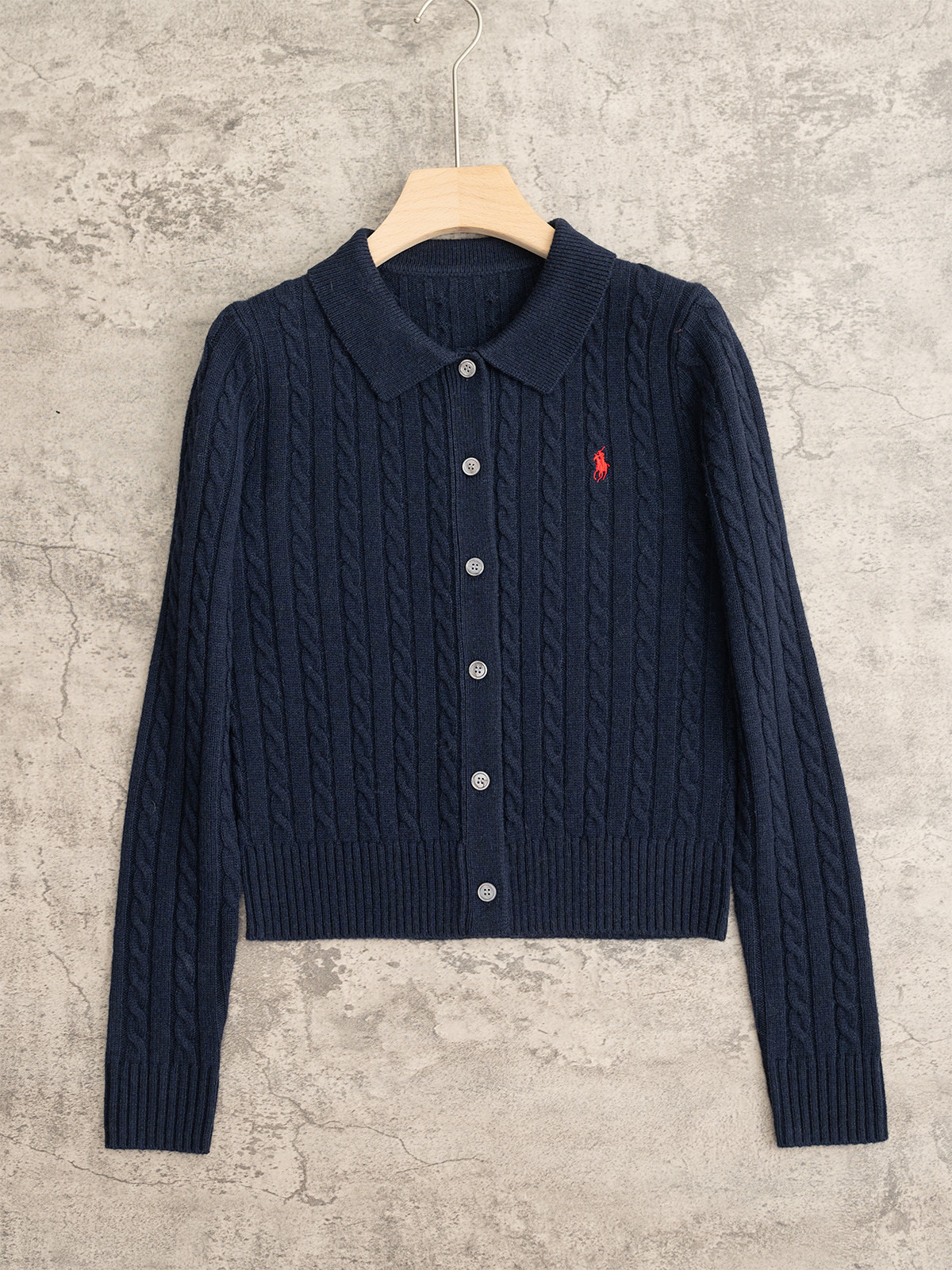 NO:506991,RalphLauren Polo Classic New Flower Series Polo Neck Cashmere Long Sleeve Cardigan Cashmere Material! Classic style 25 autumn and winter new colors, new flower and pit strips, natural shell buttons, cashmere wool blended yarn 7 colors sml, loro piano, alexander wang19860909RalphLauren Polo 经典款 紐花系列Polo领羊绒长袖开衫 羊绒材质！经典版型 25秋冬新色系 紐花加坑条 天然贝壳纽扣 羊绒羊毛混纺纱线 7色sml,,loro piana,alexander wang,Women's clothing