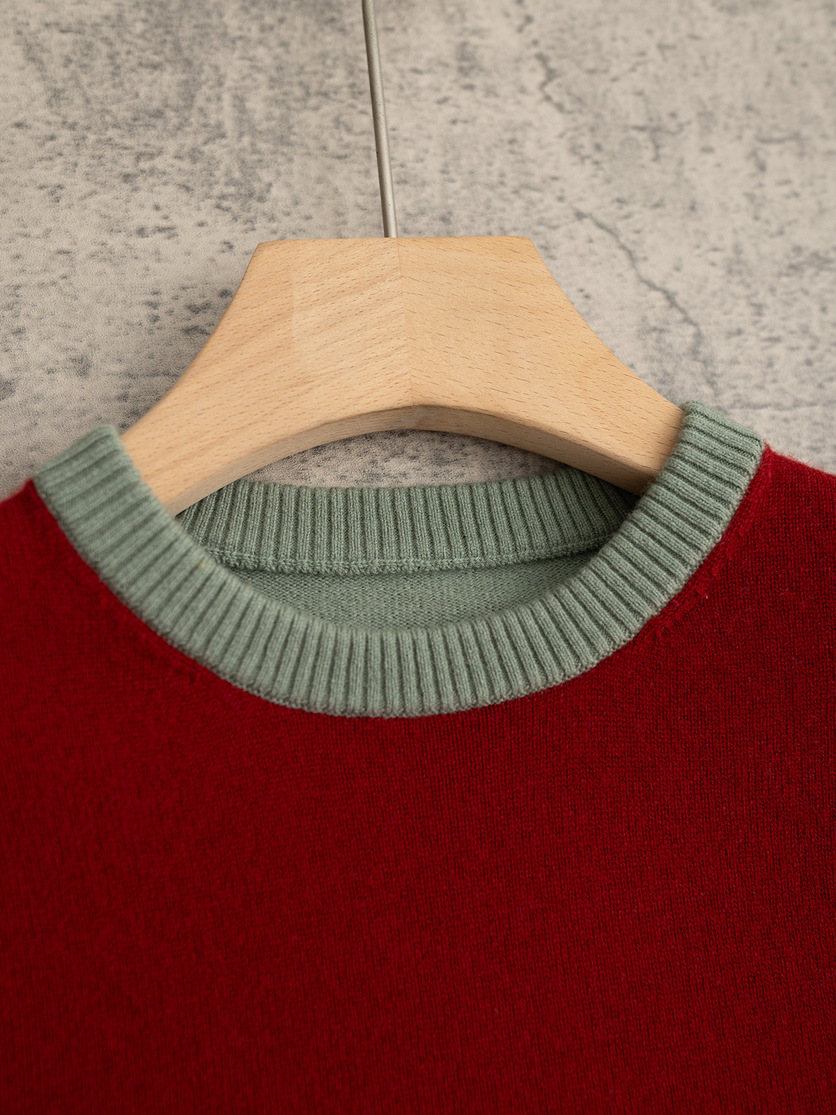 Barrie 25秋冬新款 圆领拼色款圆领针织长袖 双层圆筒领 拼色设计新颖别致 羊绒羊毛混纺纱线 三色