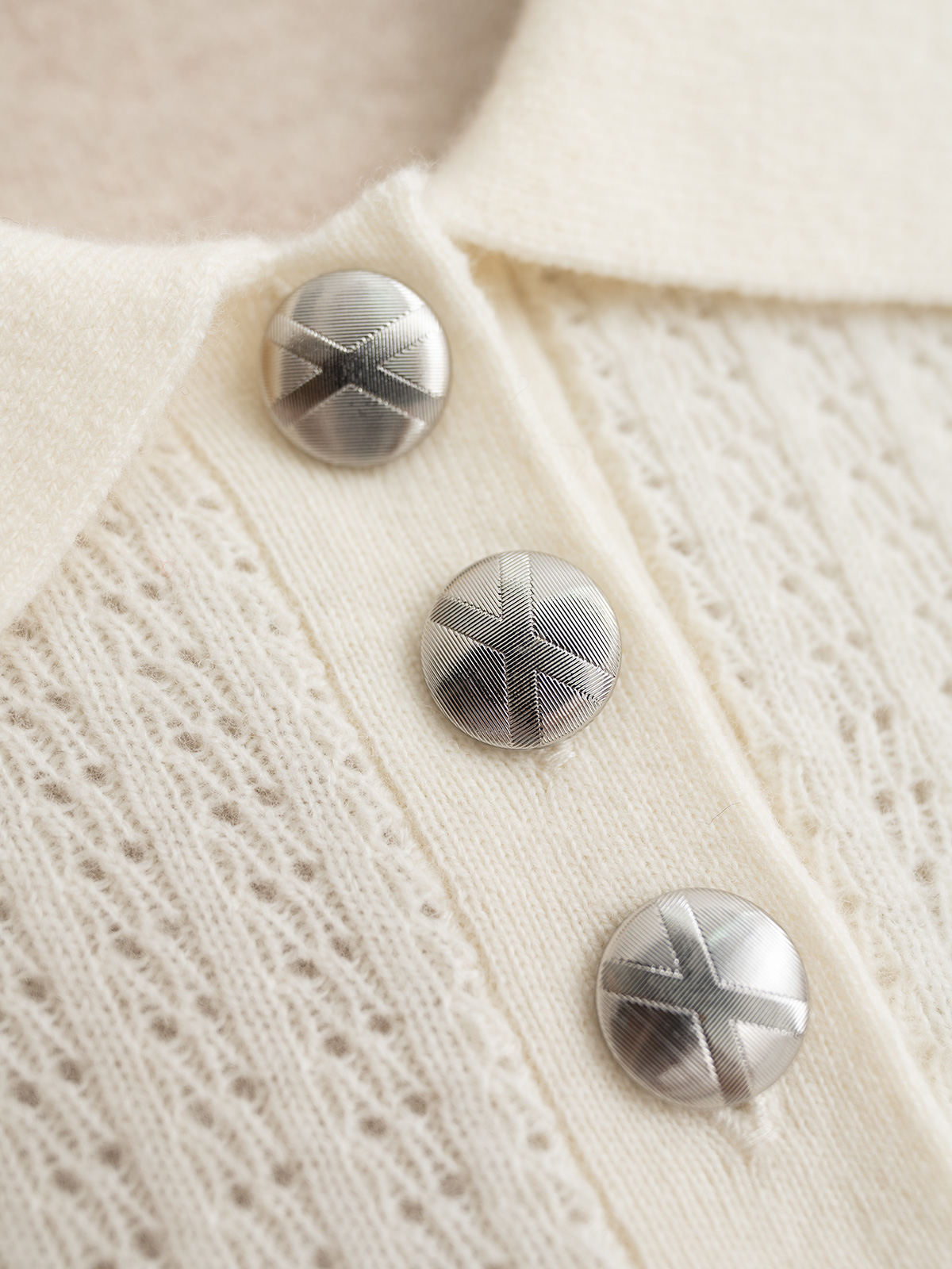 Barrie 25秋冬新款 翻领甜美风Polo针织衫 单边+挂毛+镂空+四平织法 拼色设计 羊绒羊毛混纺