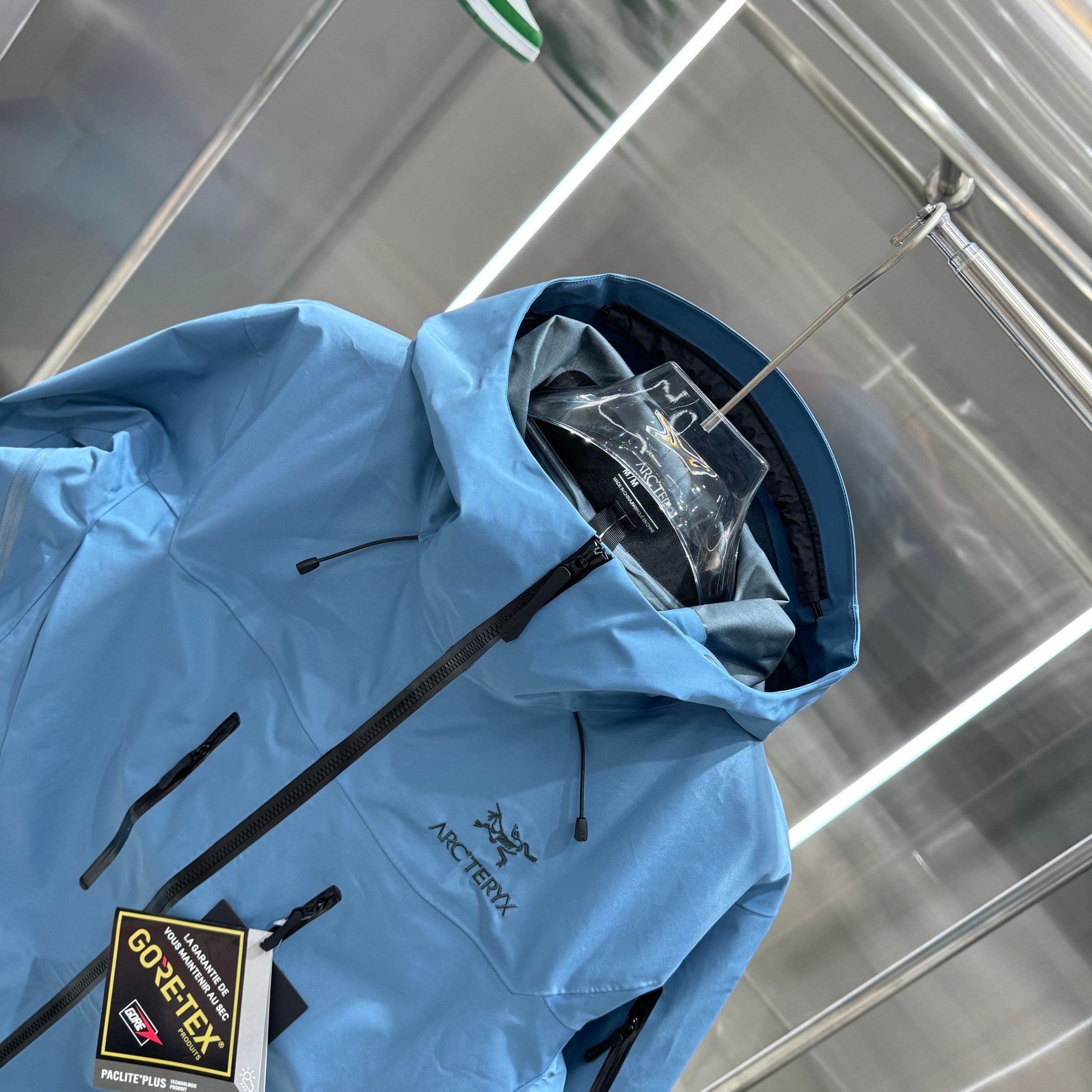 路易威登 Louis Vuitton 高定典藏名品高定成衣时装外套连衣裙衬衫T恤 #CE7F7F5C 4