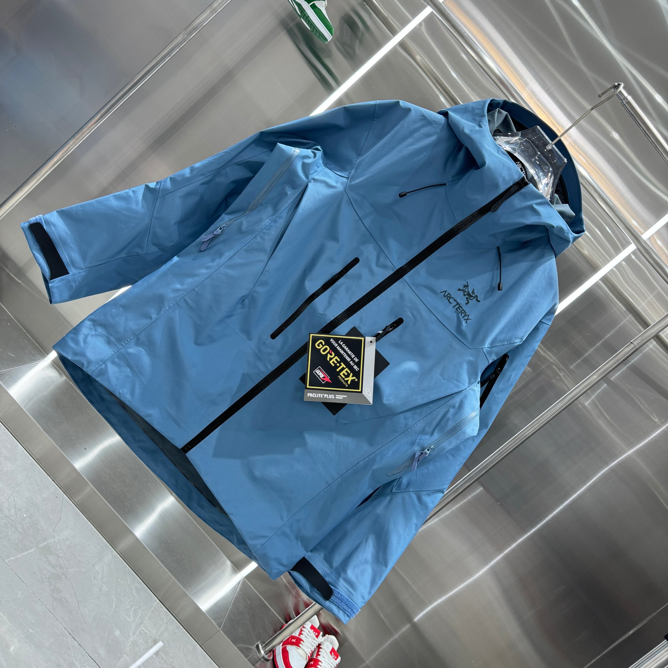 路易威登 Louis Vuitton 高定典藏名品高定成衣时装外套连衣裙衬衫T恤 #CE7F7F5C 3