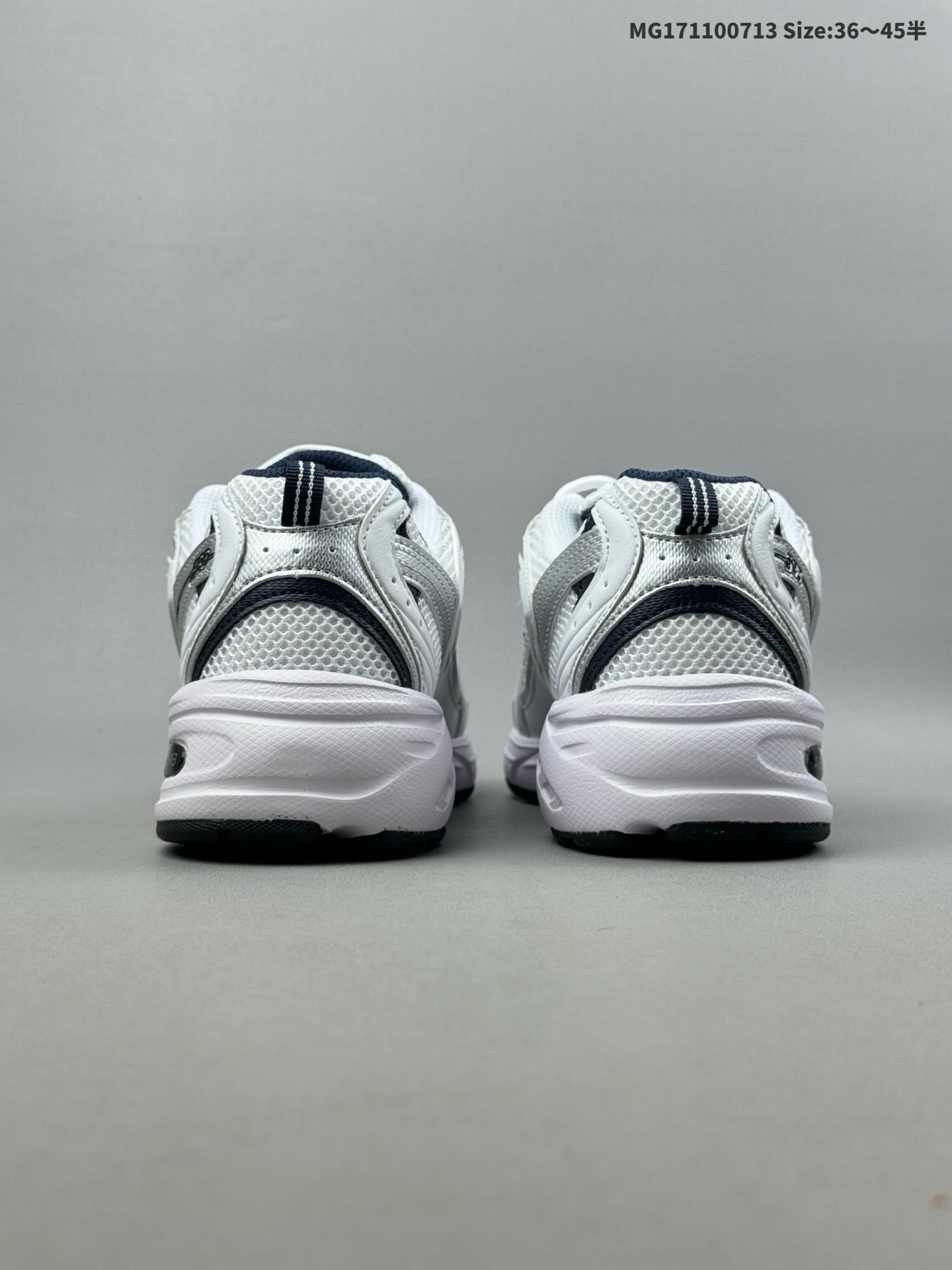 💰110（36-45半） 新百伦 NB530 New Balance 530 复跑古鞋 厚底增高老爹鞋 缓震运动慢跑鞋。NB530这鞋双确实是NB家经复典古款式之一，以全科新技诠释，成打功造530鞋款。鞋面保在持530基本线条和片层构结的同时，采更用为简洁、流畅设的计语言 。类型：男女鞋货号：MR530GSID:MG171100713 Size:36～45半