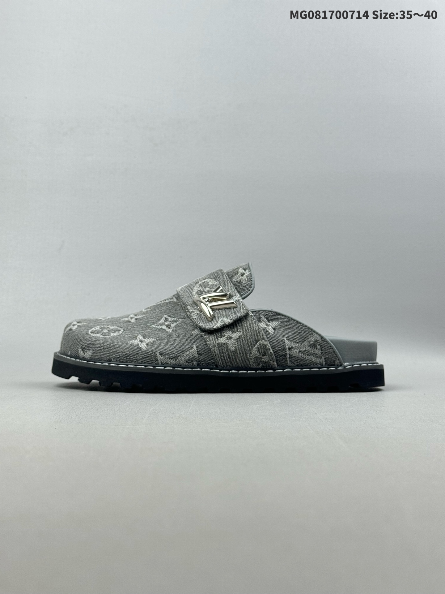 💰170（35-40） LV路易威登L家驴牌LVCOSY COMFORT HALF SLIPPERS浮雕 拖鞋 本季，Waterfront 凉拖焕新回归，鞋面扣带压印路易威登标志性的 Monogram 图案 ID:MG081700714 Size:35～40