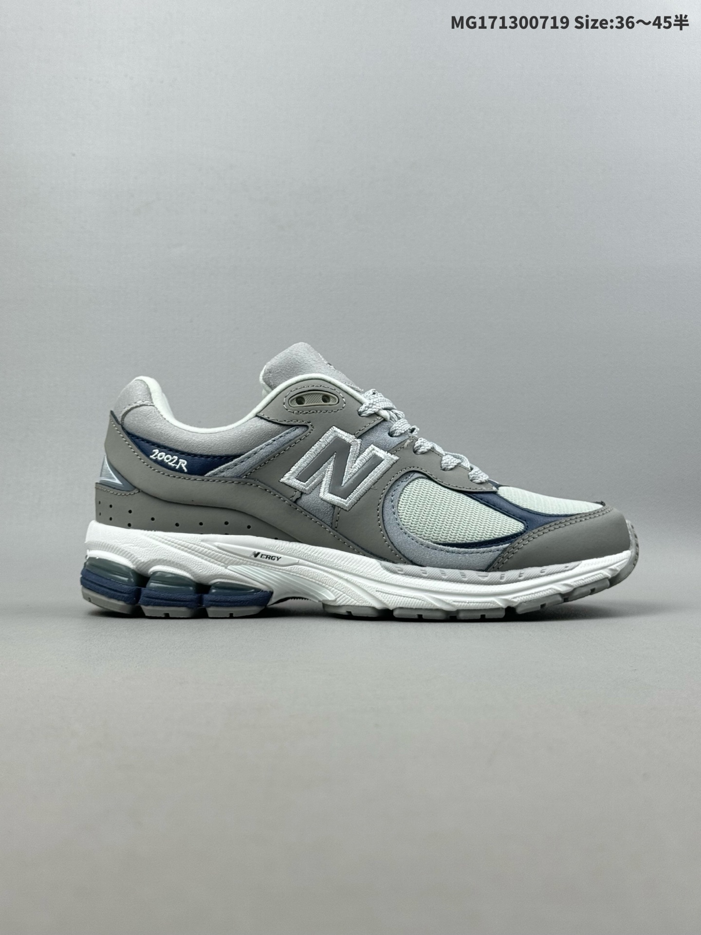 💰130（36-45半）新百伦NB2002RAW New Balanc系列 高端美产复古休闲跑步鞋 采用台产猪巴革及透气网眼材质 原装6层组合底模精密开发 搭载全新碳素中底 后跟透明TPU水晶装饰条稳固货号：M2002RTH 尺码:36 37 38 38.5 39 40 40.5 41.5 42 42.5 43 44 45 ID:MG171300719 Size:36～45半