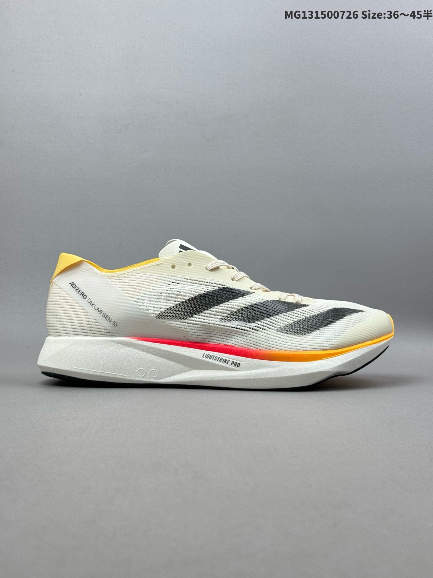 (36-45半) 阿迪达斯 ADIZERO TAKUMI SEN 10 SHOES 超轻防滑全速争胜马拉松跑步运动鞋 这款Adizero Takumi Sen 10跑步鞋,搭载双层式LIGHTSTRIKE PRO中底科技和ENERGYRODS能量碳柱,旨在令迈步更为流畅,助你从容转弯、自信前行.以飒沓流星般的姿态,一举冲过终点线.• 常规版型• 系带设计• Engineered Mesh工程网眼布鞋面• Lightstrike Pro中底科技• ENERGYRODS能量碳柱旨在为步伐添活力• Slinglaunch鞋跟力求舒适妥帖• ContinentalTM马牌橡胶外底• TEXTILE轻质橡胶. 货号:IG8202 ID:MG131500726 半