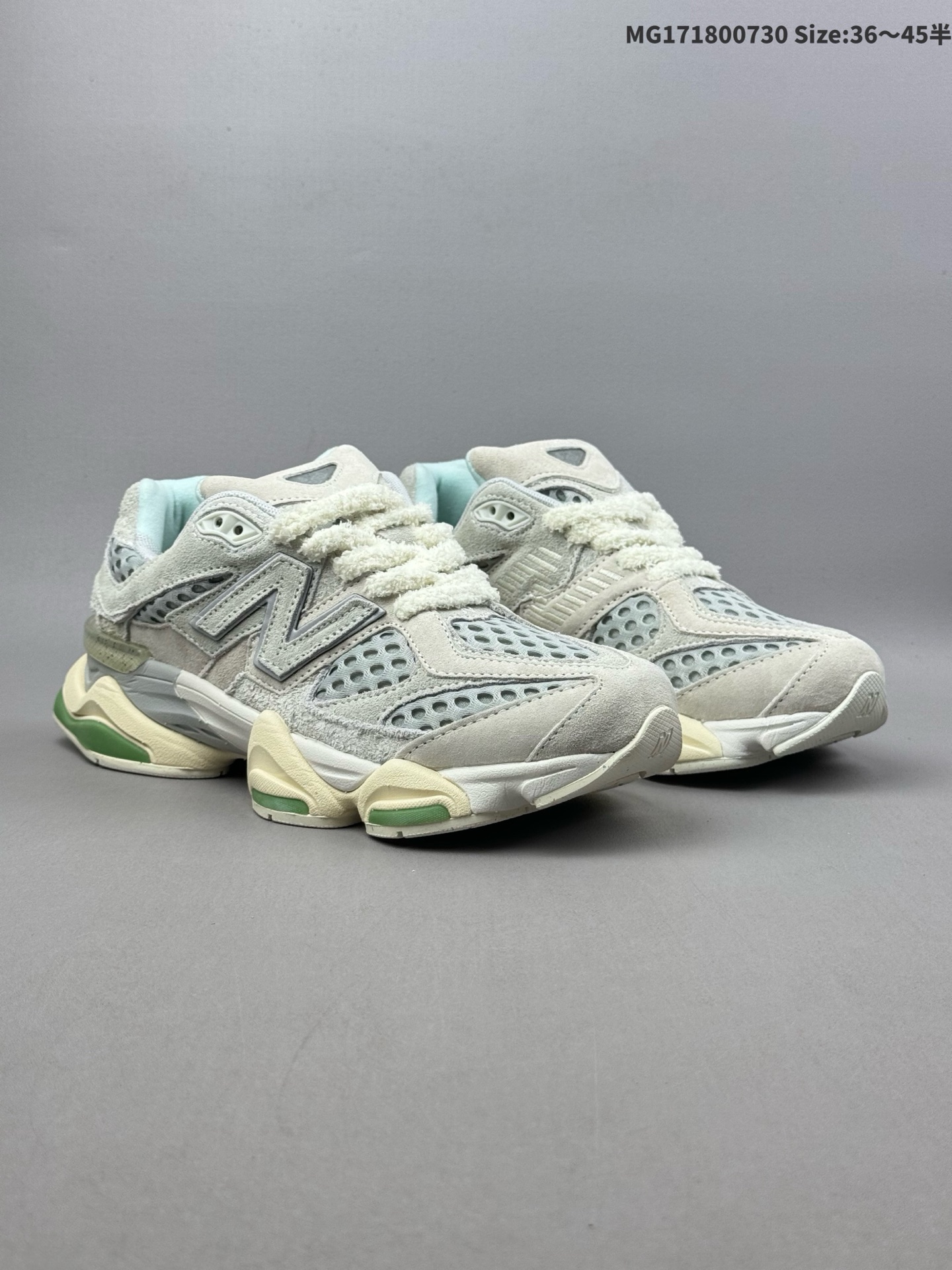 (36-45半) 【公司级】NB 新百伦 New Balance NB9060小象蹄男女款9060舒适百搭老爹鞋.全新 9060 款式将经典风格与现代设计融合到日常多功能性中. 9060 重新诠释了源自经典 99X 型号的熟悉元素,其灵感来自于 Y2K 时代的未来主义和美学. 鞋面在990 的基础中进行了扩展和使用,以提供可见的运动感,中底采用 ABZORB 和 SBS 熟悉的缓震平台以提供舒适感. 类型:男女鞋 货号:U9060BW1 ID:MG171800730 半