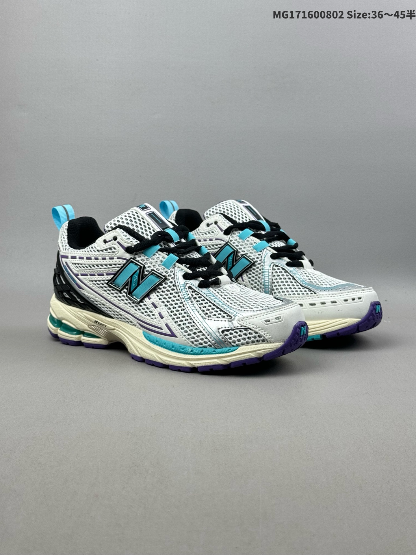 (36-45半) 【公司级】新百伦 New Balance M1906系列 复古运动鞋单品宝藏老爹鞋款.作为NB最经典的档案鞋型之一,与2002一样,1906有着NB最成熟的技术加持和复古款式,而本次推出的版本参照2002r的定位,相信会在性价两端做出权衡.单从造型上来看,依旧是vibe风格,味道很正,细节也很酷,这双1906r无疑必能打入复古跑鞋爱好者的年度鞋款名录. 货号:M1906RCF ID:MG171600802