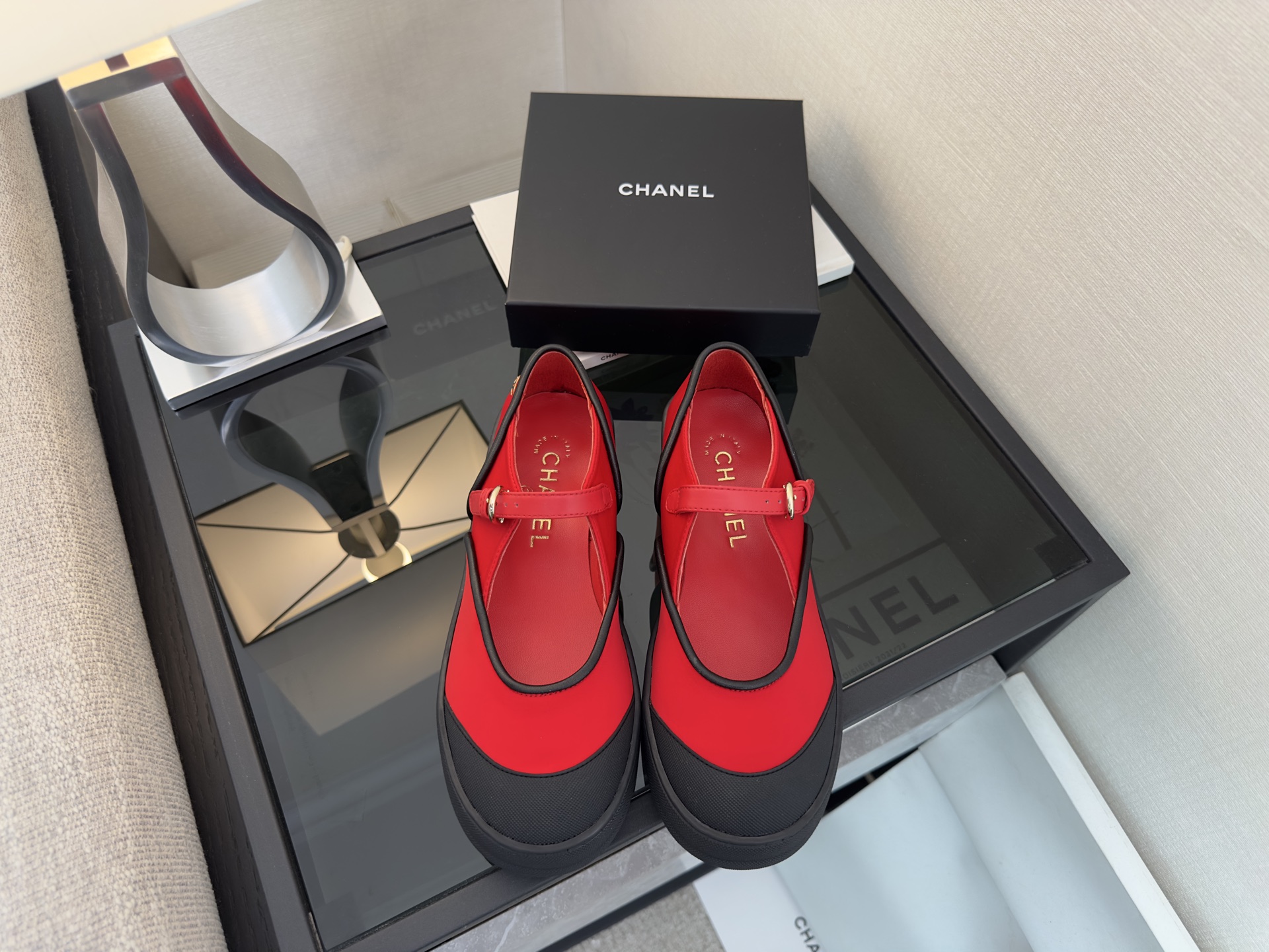 Женские туфли CHANEL