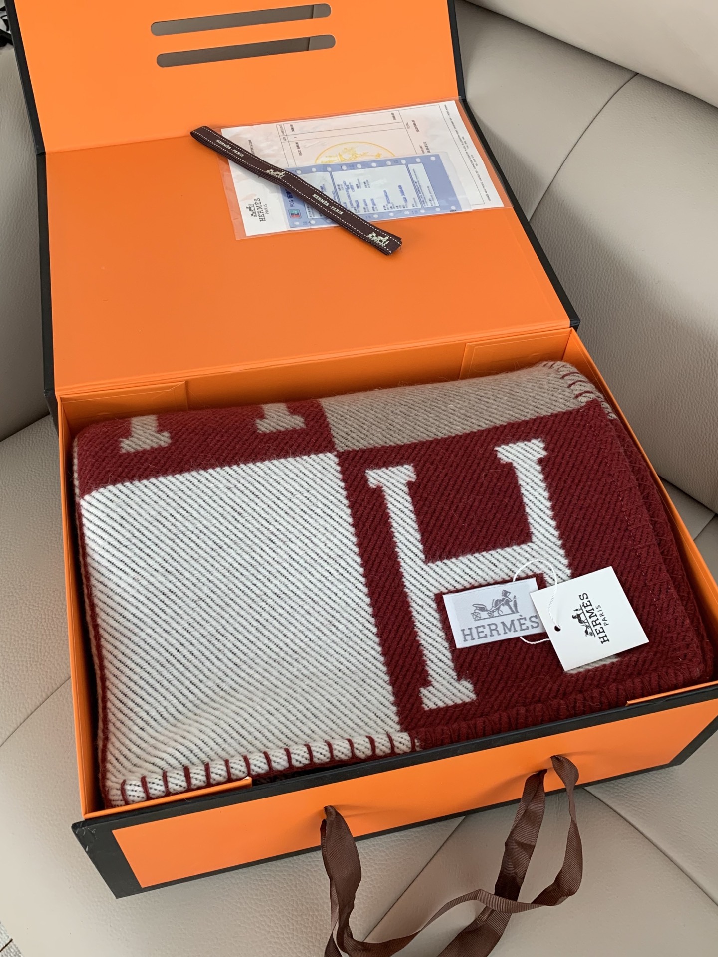 Hermès Baby Blanket - Classic H Design, Soft Cashmere & Wool Blend - 140x160cm