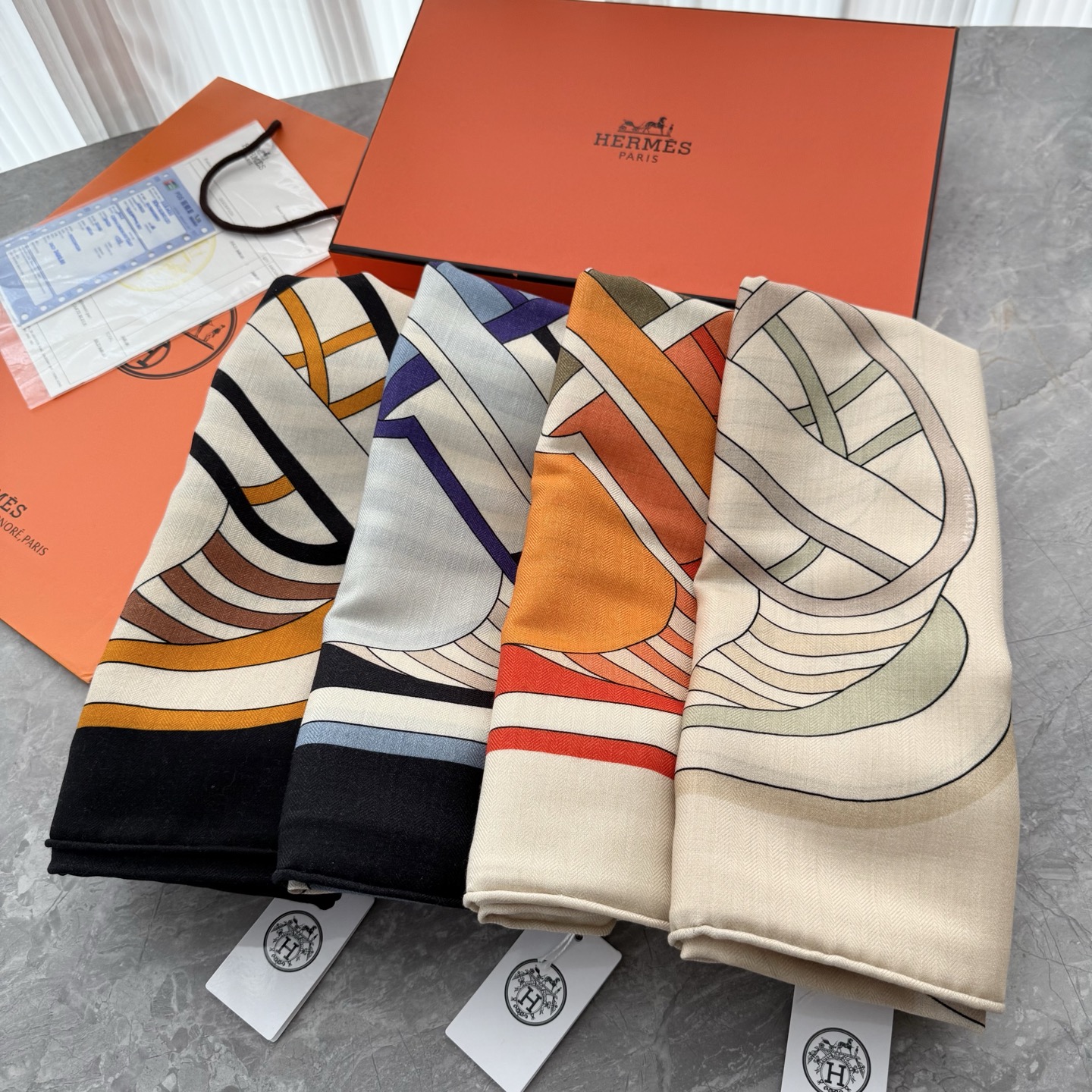 爱马仕 Hermès 高定典藏高定典雅桑蚕丝丝巾围巾 #D4CD049D 6