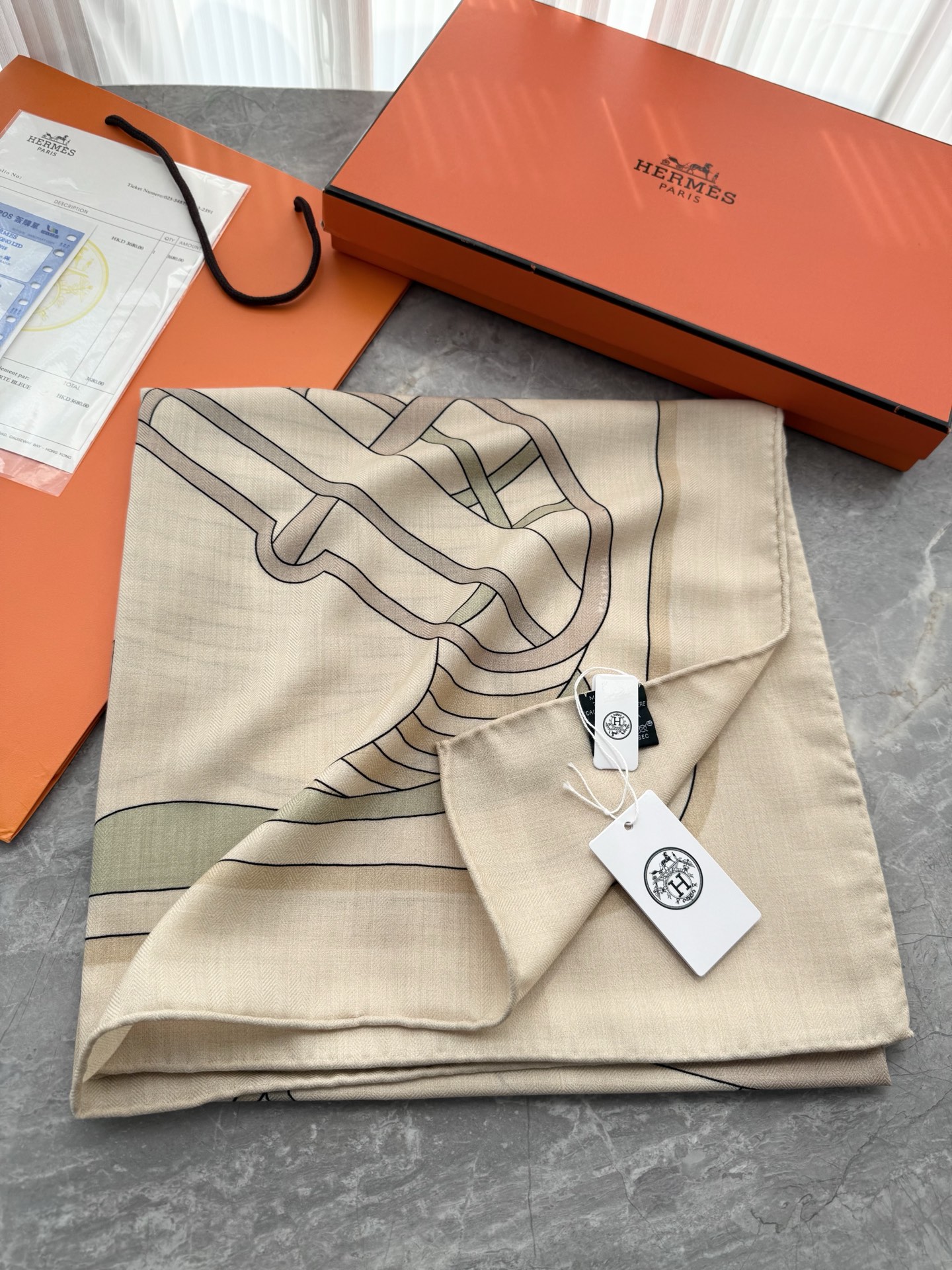 爱马仕 Hermès 高定典藏高定典雅桑蚕丝丝巾围巾 #D4CD049D 4