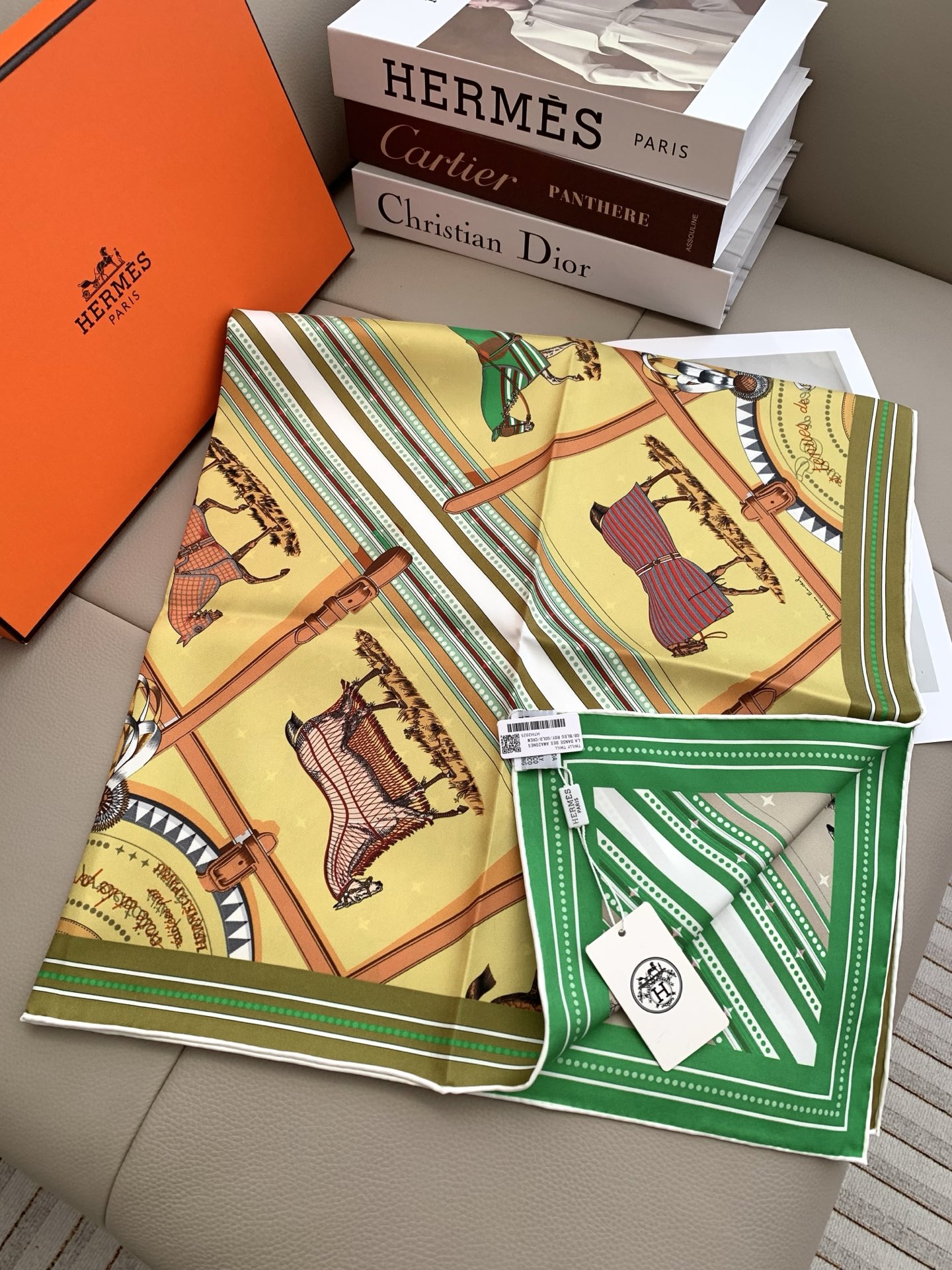 Hermès Haute Couture Haute Couture Artisanal Silk Scarf Ref 7