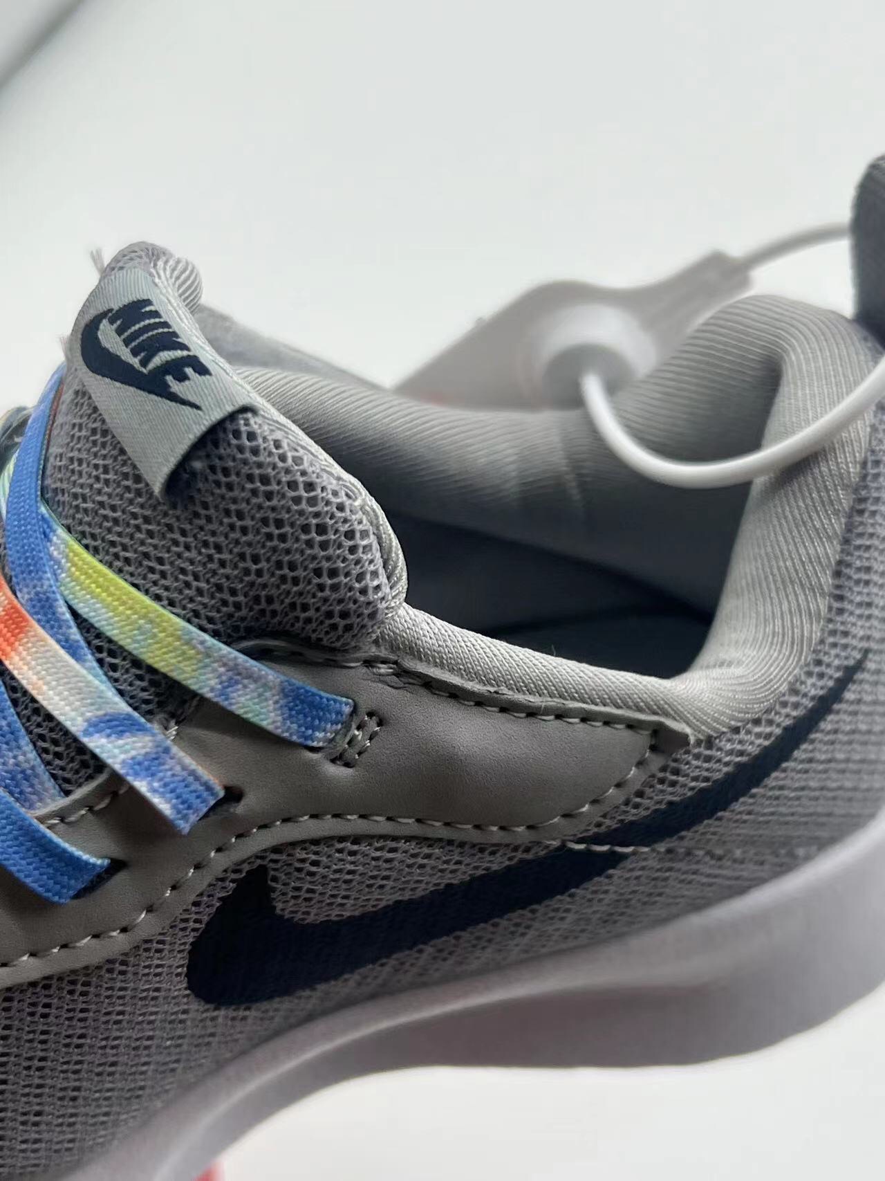 图片[7]-ＮＫ伦敦魔术贴童鞋 轻盈透气 .有颜值 有舒适度.今年的最新系列大底！！扭曲、回弹、各种动作，舒适自如.宝妈们千万不要错过这一款宝宝的好鞋子，好穿透气轻盈评价高👍现在出了童鞋也非常强烈推荐配亲子✌️95085-选品中心