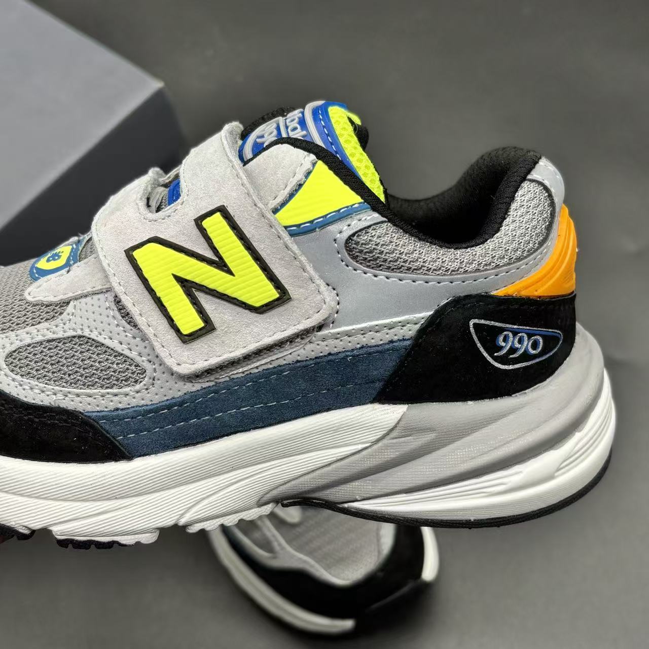 China Replica Kid Shoes KDS0407-4572