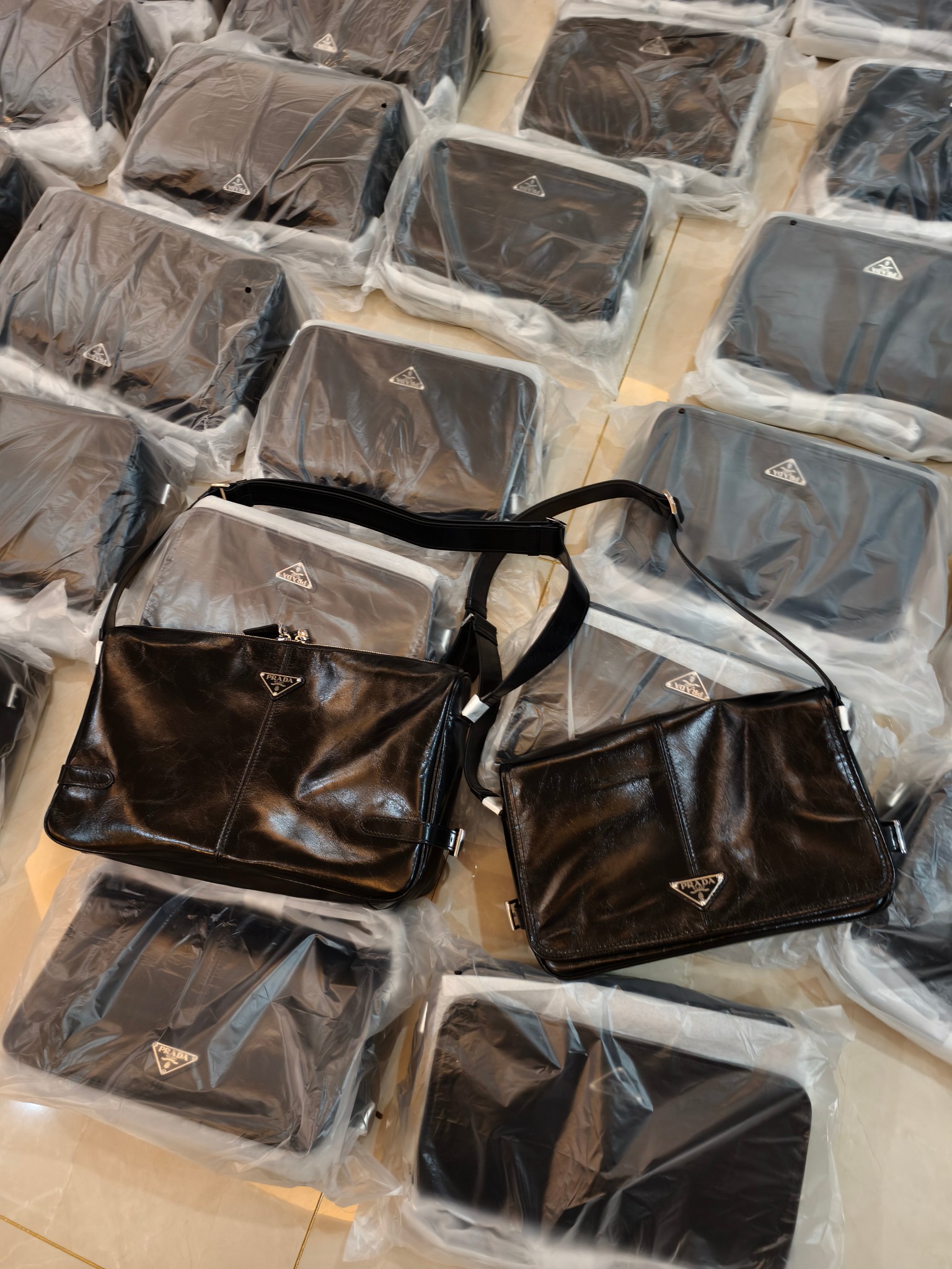 Prada Medium new size available in seconds, size 30-20-11cm