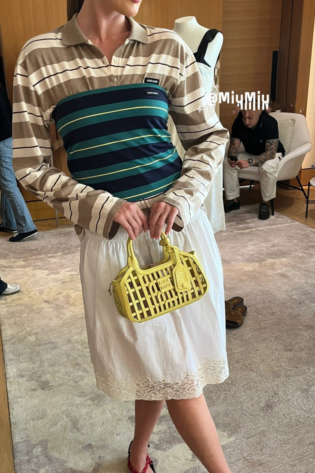 Miu Miu I would be embarrassed to go out without carrying a miumiu hot basket