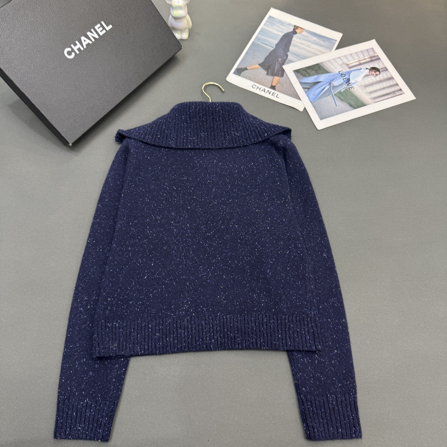 25冬季小香新款🆕定制顶级品质羊绒彩点纱，翻领拉链厚实5图案气质百搭长袖红色/杏色/宝蓝3️⃣色 尺码s