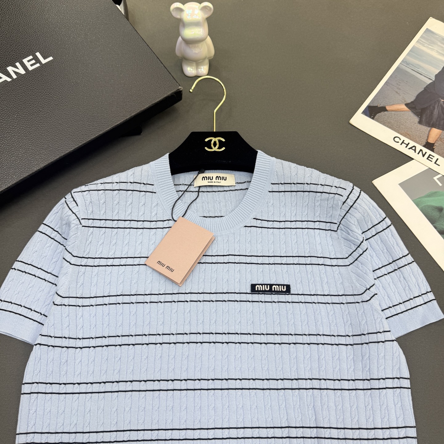 26春夏miumi*女装新款🆕亲肤绢丝棉弹力条纹，不挑身材，气质百搭短袖 黄色/米白/蓝色3️⃣色尺码s