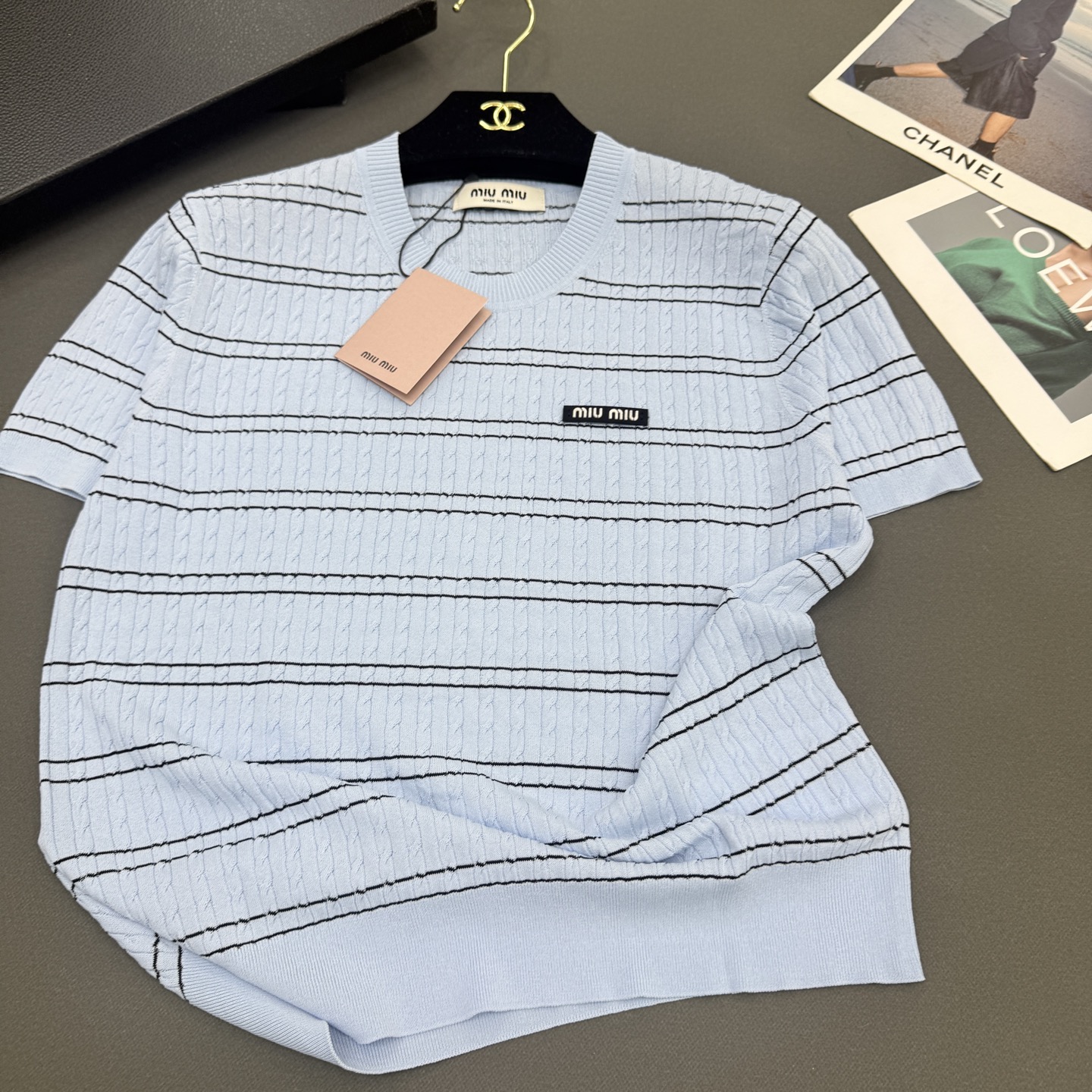 26春夏miumi*女装新款🆕亲肤绢丝棉弹力条纹，不挑身材，气质百搭短袖 黄色/米白/蓝色3️⃣色尺码s