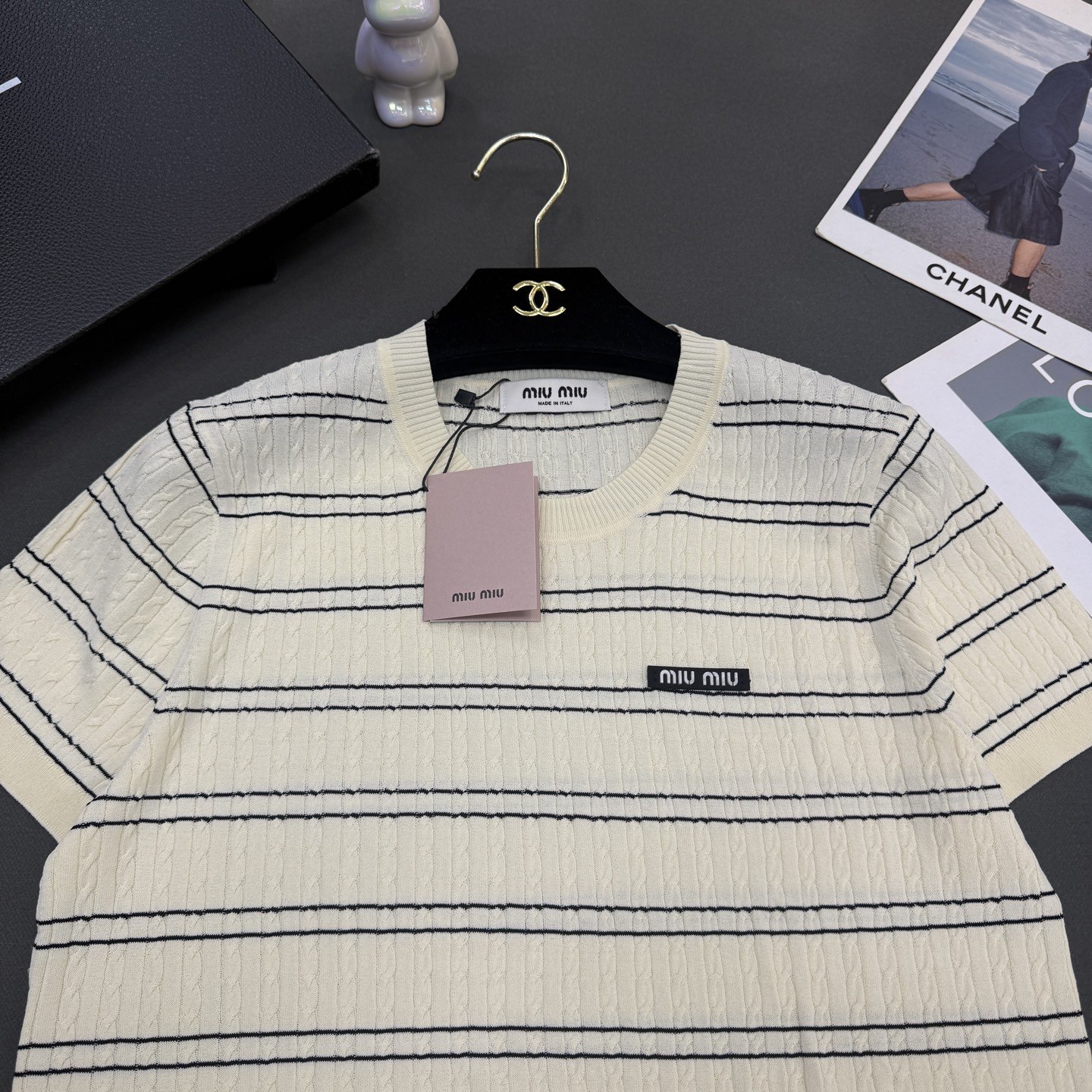 26春夏miumi*女装新款🆕亲肤绢丝棉弹力条纹，不挑身材，气质百搭短袖 黄色/米白/蓝色3️⃣色尺码s