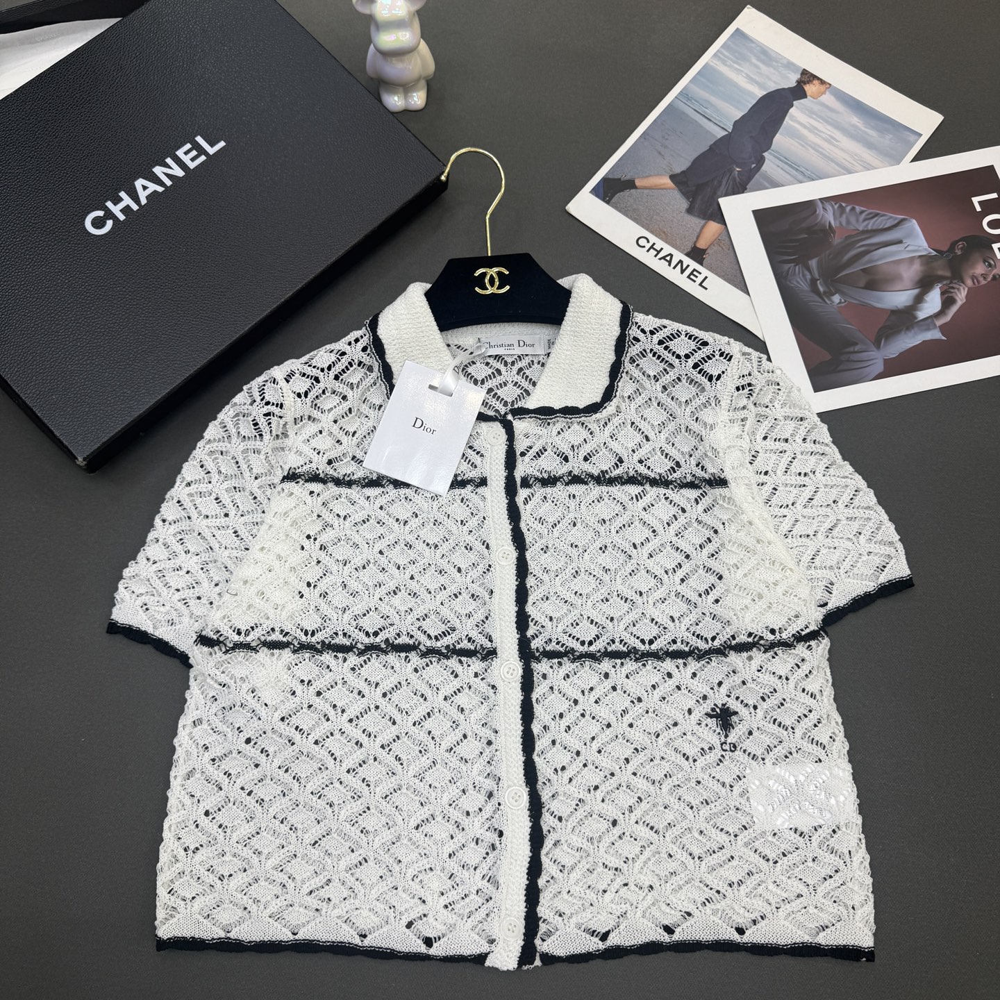 26夏季Dio*女装新款🆕亲肤丝麻透气舒适，翻领花边蕾丝镂空针法小蜜蜂气质百搭小开衫短袖 紫色/米白/黑