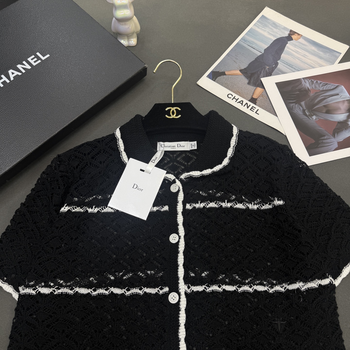 26夏季Dio*女装新款🆕亲肤丝麻透气舒适，翻领花边蕾丝镂空针法小蜜蜂气质百搭小开衫短袖 紫色/米白/黑