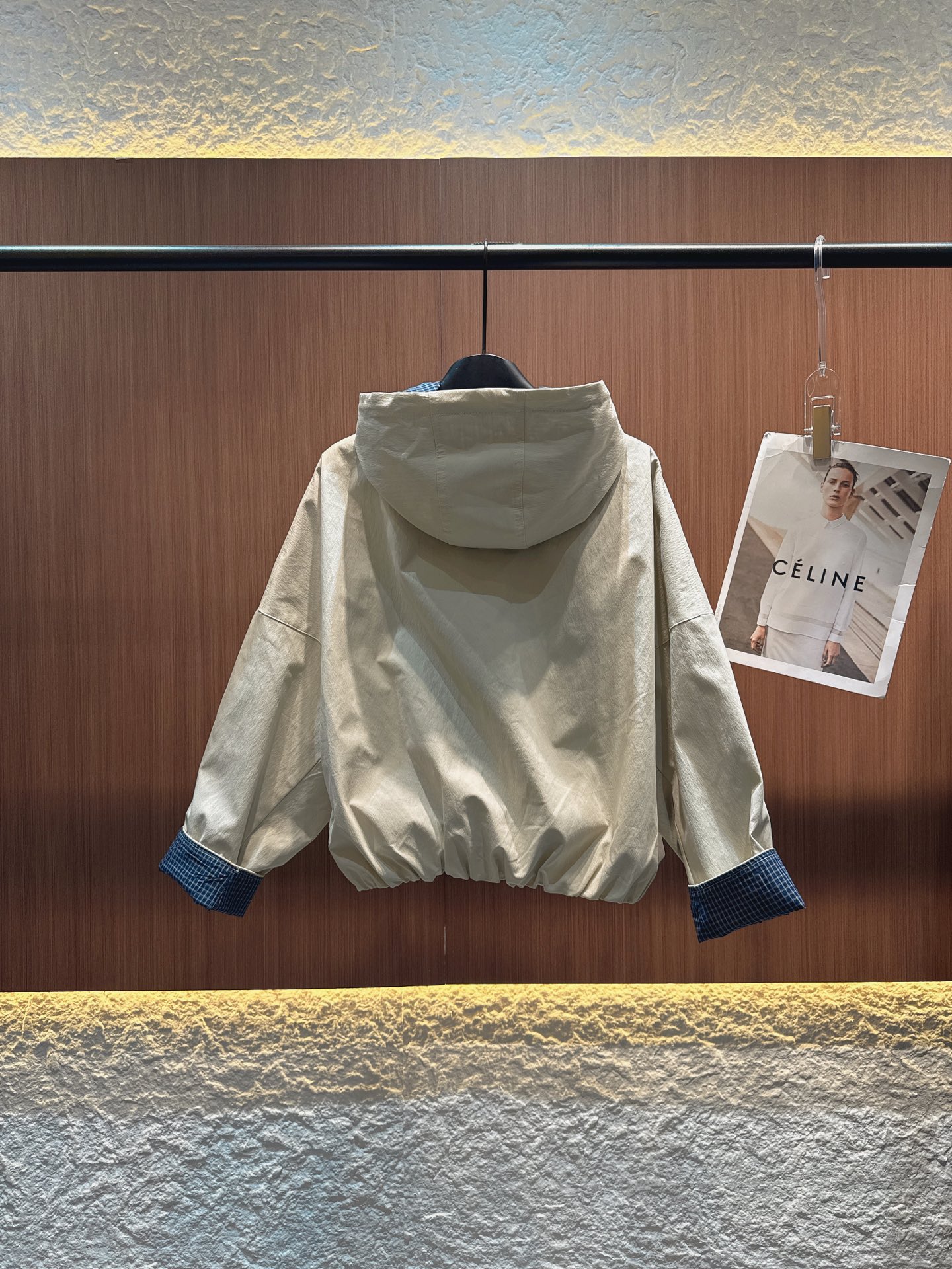 ✨✨✨Acne✨✨✨2025秋冬新款 【格调连帽短款夹克】三款质感色调（米白、藏蓝、棕褐），连帽设计休闲