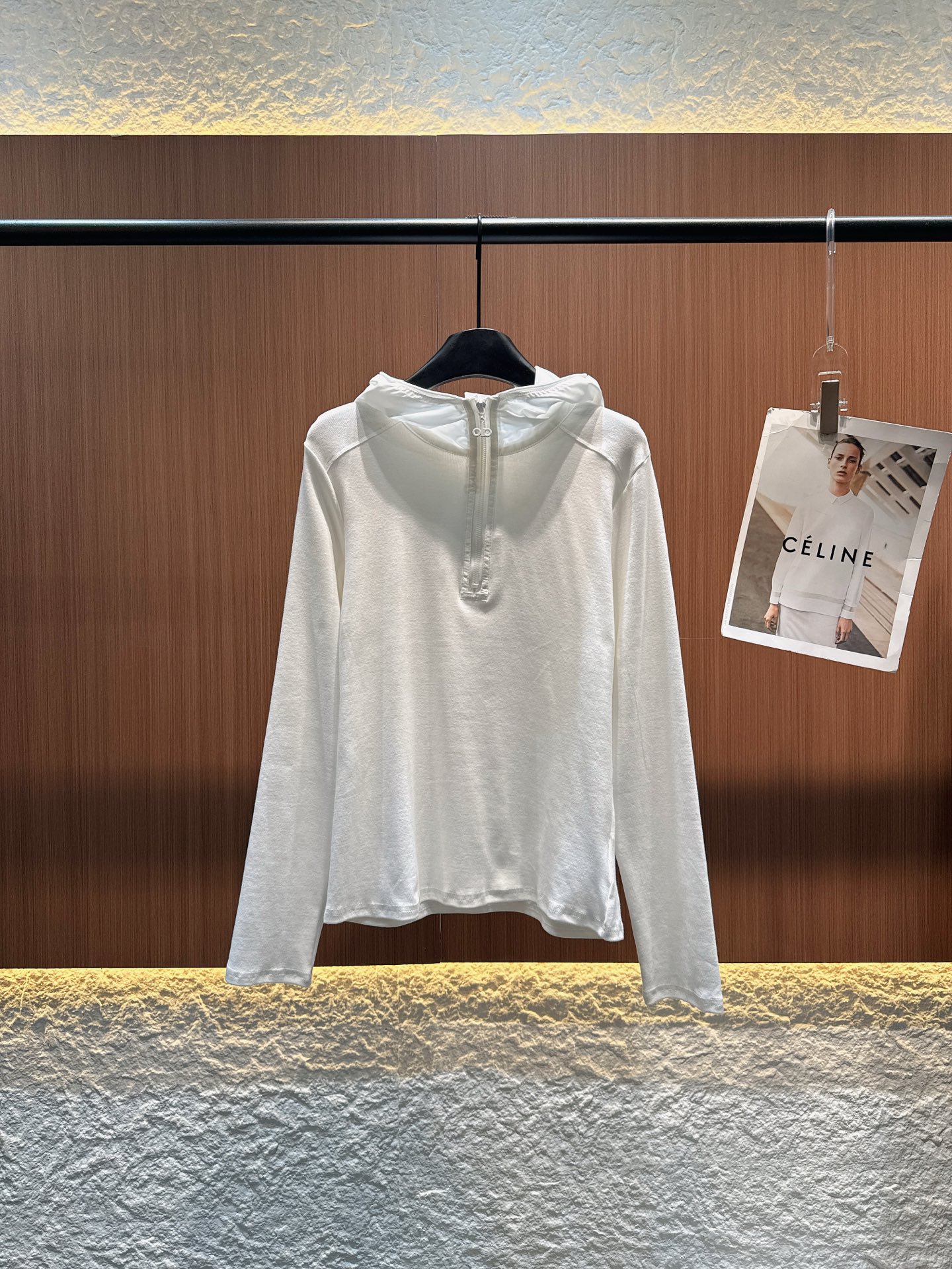✨✨✨alo✨✨✨2025秋冬新品 【连帽半拉链长袖上衣，解锁多场景穿搭型格】简约版型融合连帽与半拉链设