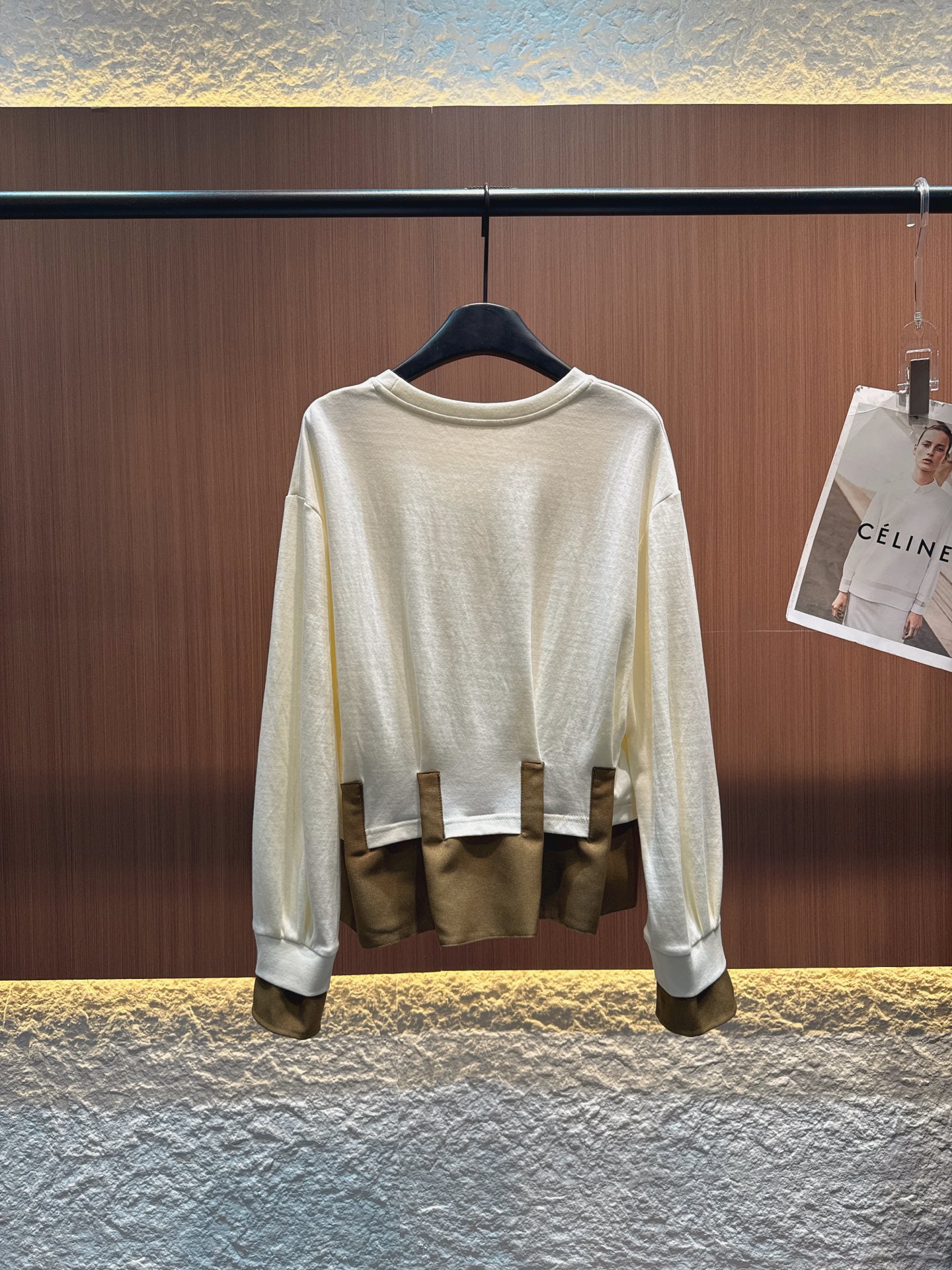 ✨✨✨Sacai✨✨✨2025秋冬新款 【拼接风长袖上衣，解锁小众穿搭格调】三款长袖上衣，以米白、灰、黑