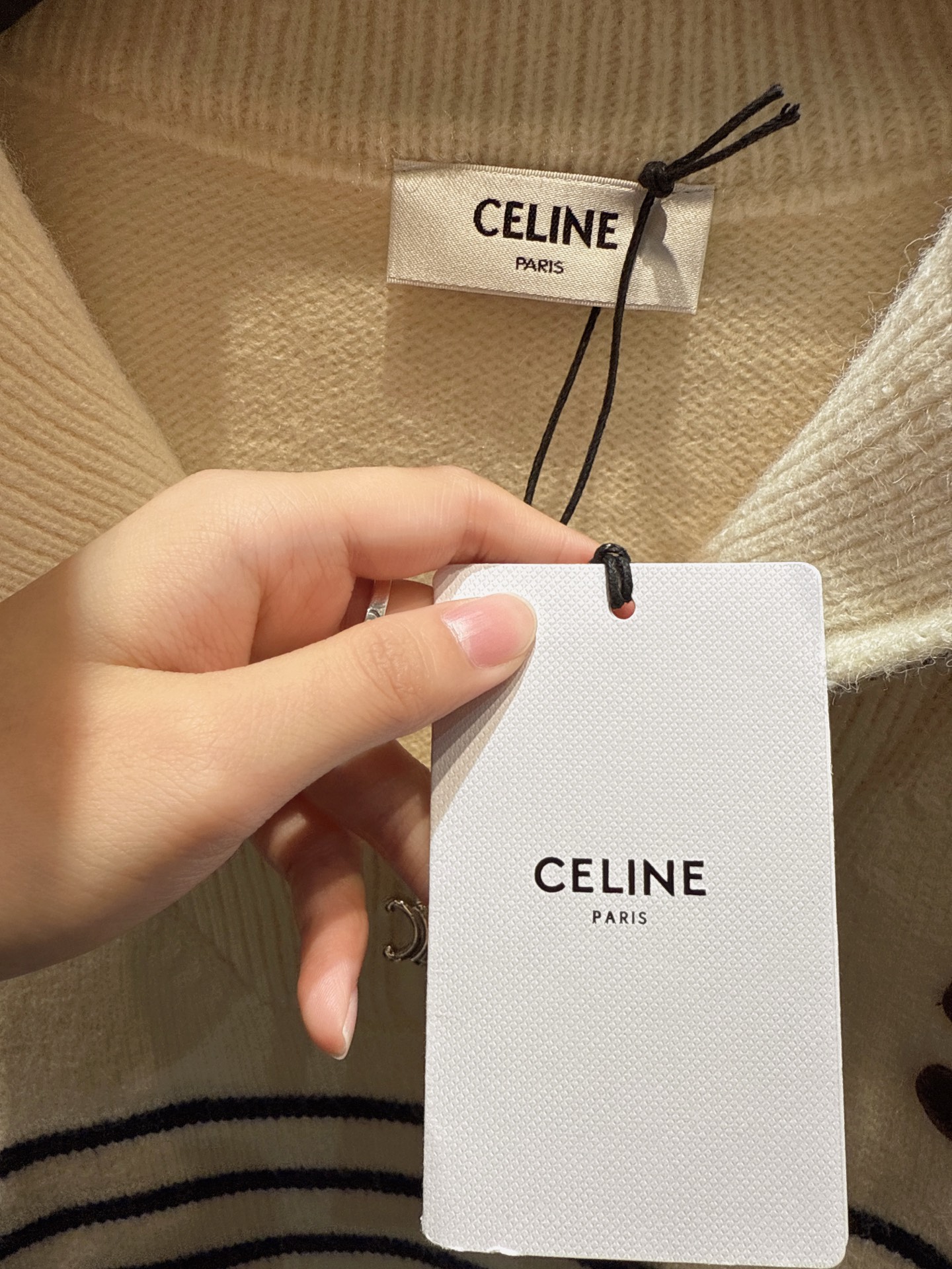 ✨✨✨Celine✨✨✨2025秋冬新款 【70%羊毛高领条纹针织】高领半拉链设计利落又保暖。经典蓝白条