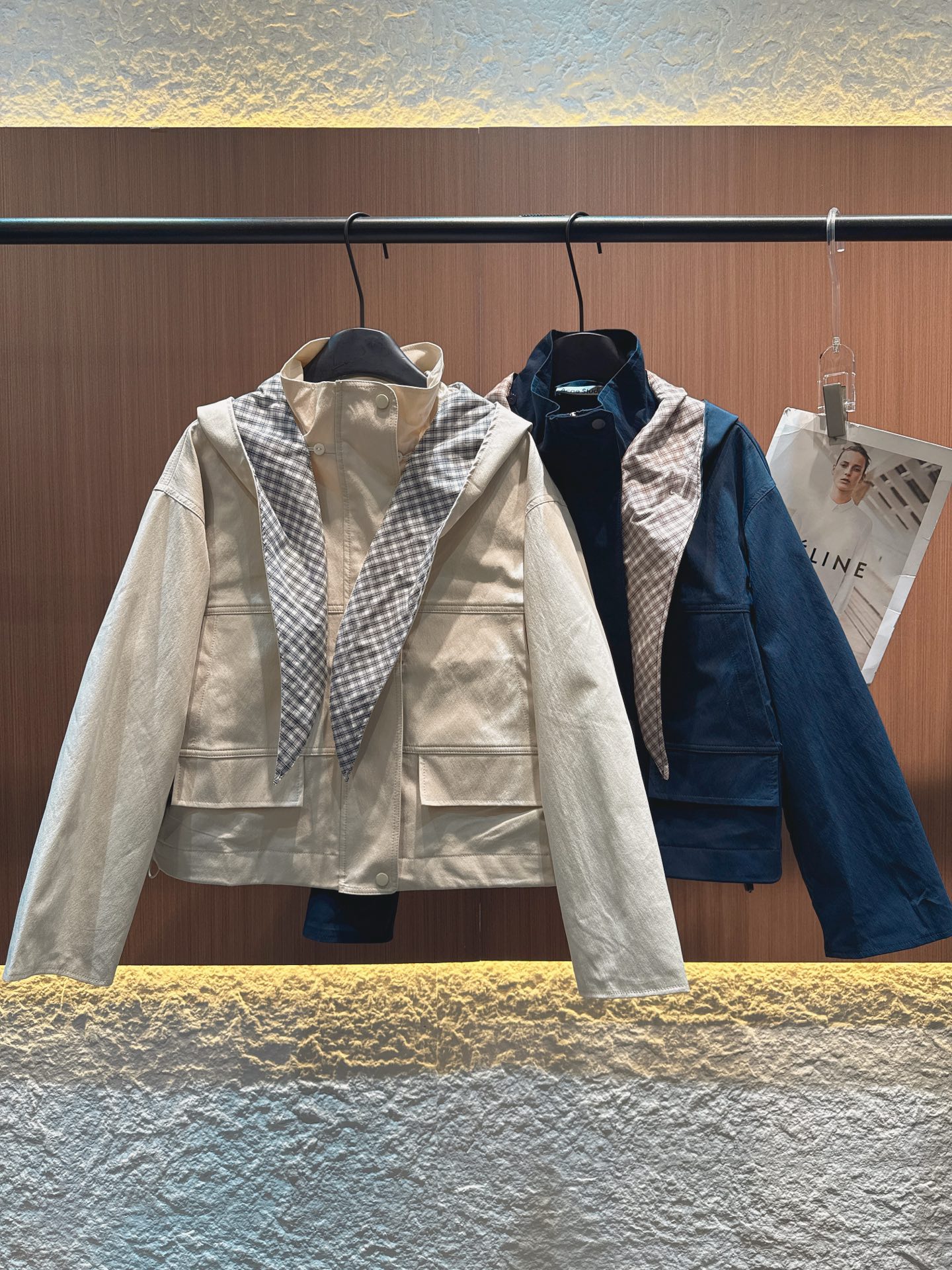 ✨✨✨Acne✨✨✨2025秋冬新款 【工装风拼接短款外套】两款配色，米白清新雅致，藏蓝沉稳大气。立领设