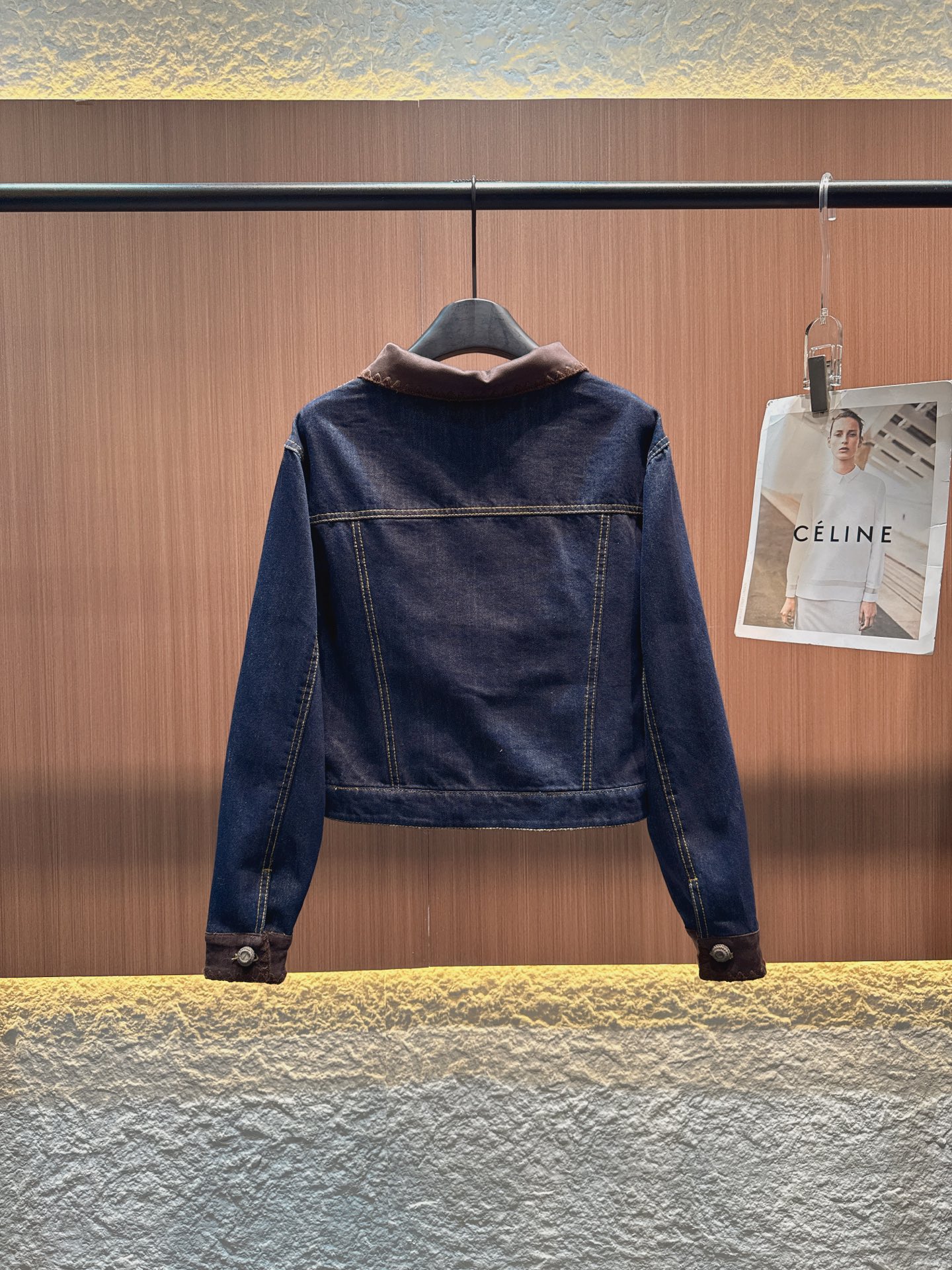✨✨✨LOEWE✨✨✨ Loewe同款麂皮和尚领外套 | 气质打褶下摆设计，秋冬必备时尚单品！采用优质仿