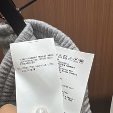 ✨✨✨玛吉拉✨✨✨2025秋冬新款毛绒马甲假两件松紧腰直筒裤两件套。暖融融的温柔和随性都缝进了细节里。上 ✨✨✨玛吉拉✨✨✨2025秋冬新款毛绒马甲假两件松紧腰直筒裤两件套。暖融融的温柔和随性都缝进了细节里。上