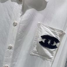 ✨✨CHANEL✨✨✨ 秋款上新必入轻奢刺绣白衬衫,档口持续爆单款!甄选柔滑透气天丝混纺面料,自带柔和垂 ✨✨CHANEL✨✨✨ 秋款上新必入轻奢刺绣白衬衫,档口持续爆单款!甄选柔滑透气天丝混纺面料,自带柔和垂