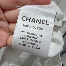 ✨✨CHANEL✨✨✨ 秋款上新必入轻奢刺绣白衬衫,档口持续爆单款!甄选柔滑透气天丝混纺面料,自带柔和垂 ✨✨CHANEL✨✨✨ 秋款上新必入轻奢刺绣白衬衫,档口持续爆单款!甄选柔滑透气天丝混纺面料,自带柔和垂