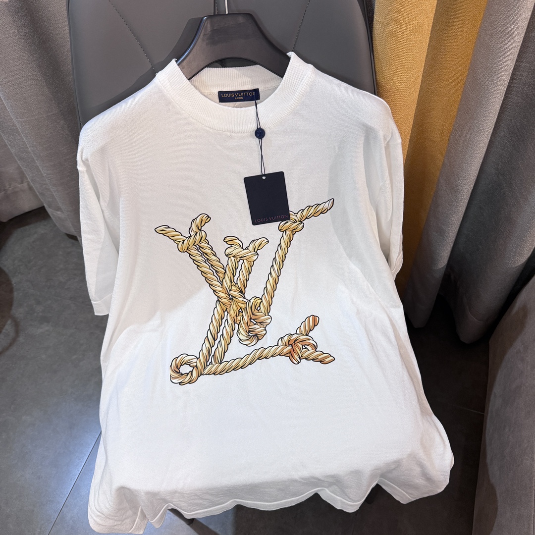 Louis Vuitton Clothing T-Shirt 2023 Replica
 Embroidery Spring/Summer Collection Fashion Short Sleeve