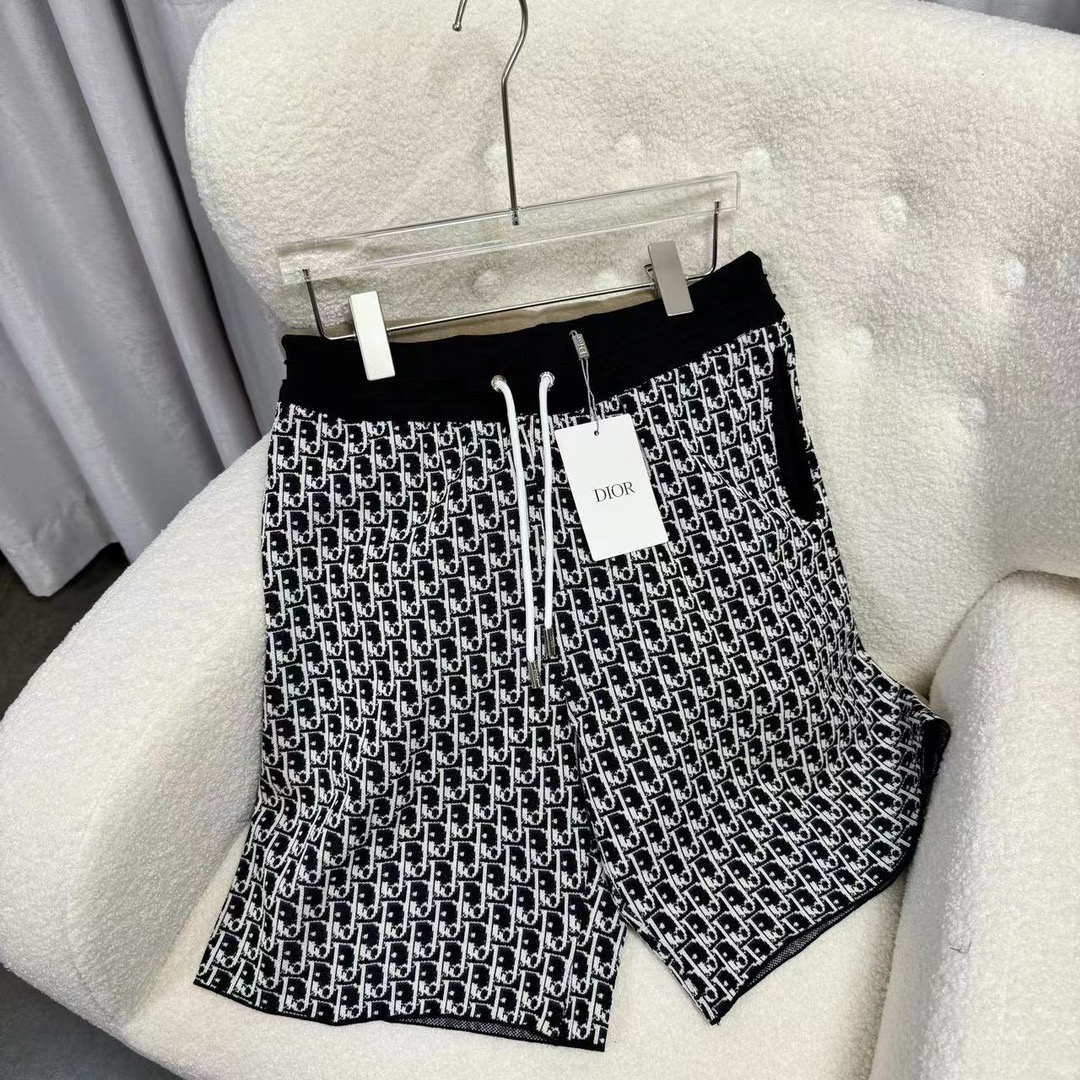 Pantalón corto de punto para presbicia DIOR/Dior 24SS con estampado completo. Combinado con un conjunto de mangas corta…