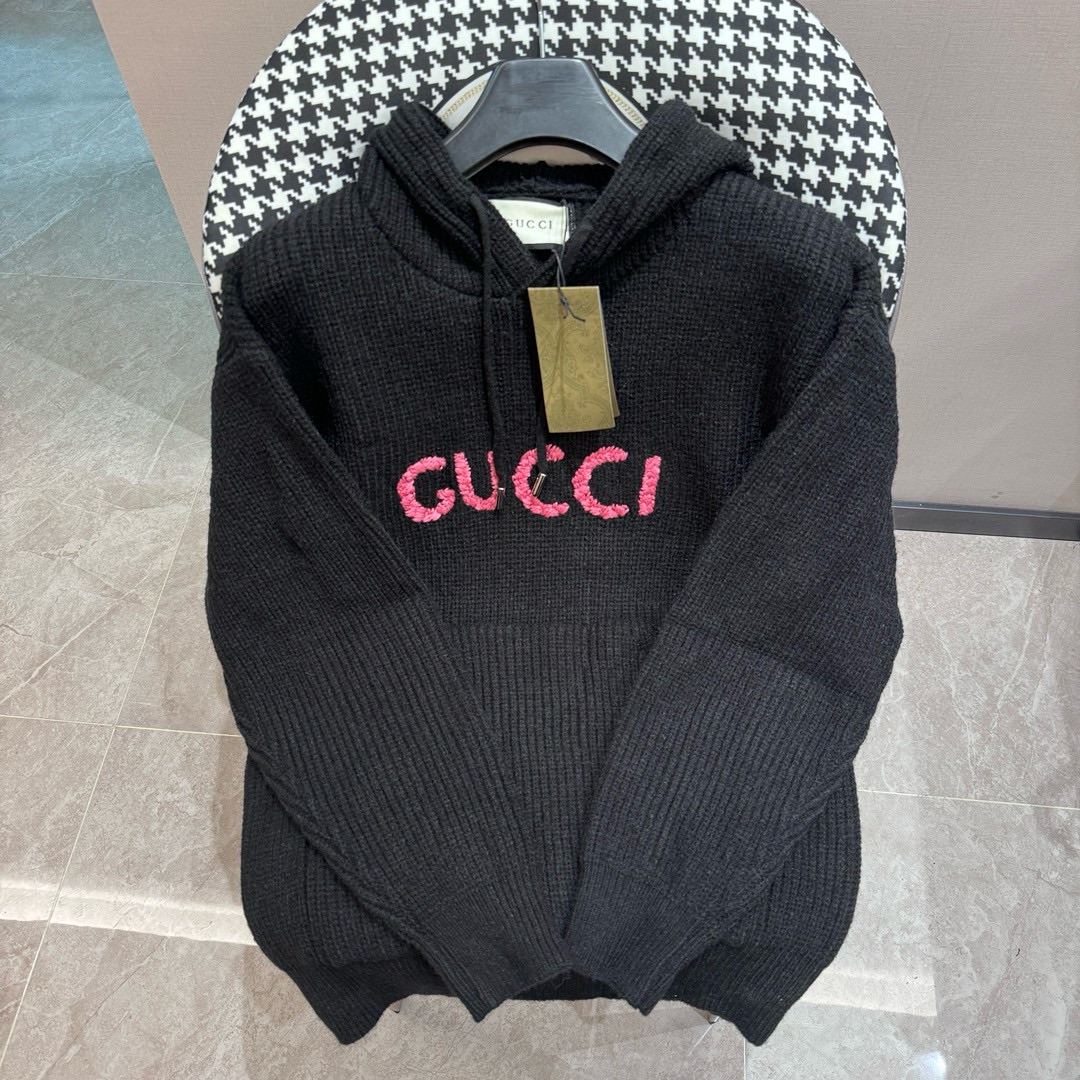 GUCCl古驰 24SS nueva colección de principios de otoño, letras clásicas, suéter de punto con capucha y bordado de aplicaci…