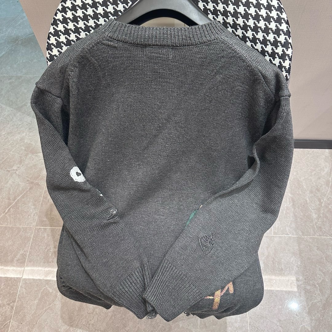 Men’s Knit Shirt with Unique Embroidery and Wool Fabric Quality - 图片 2