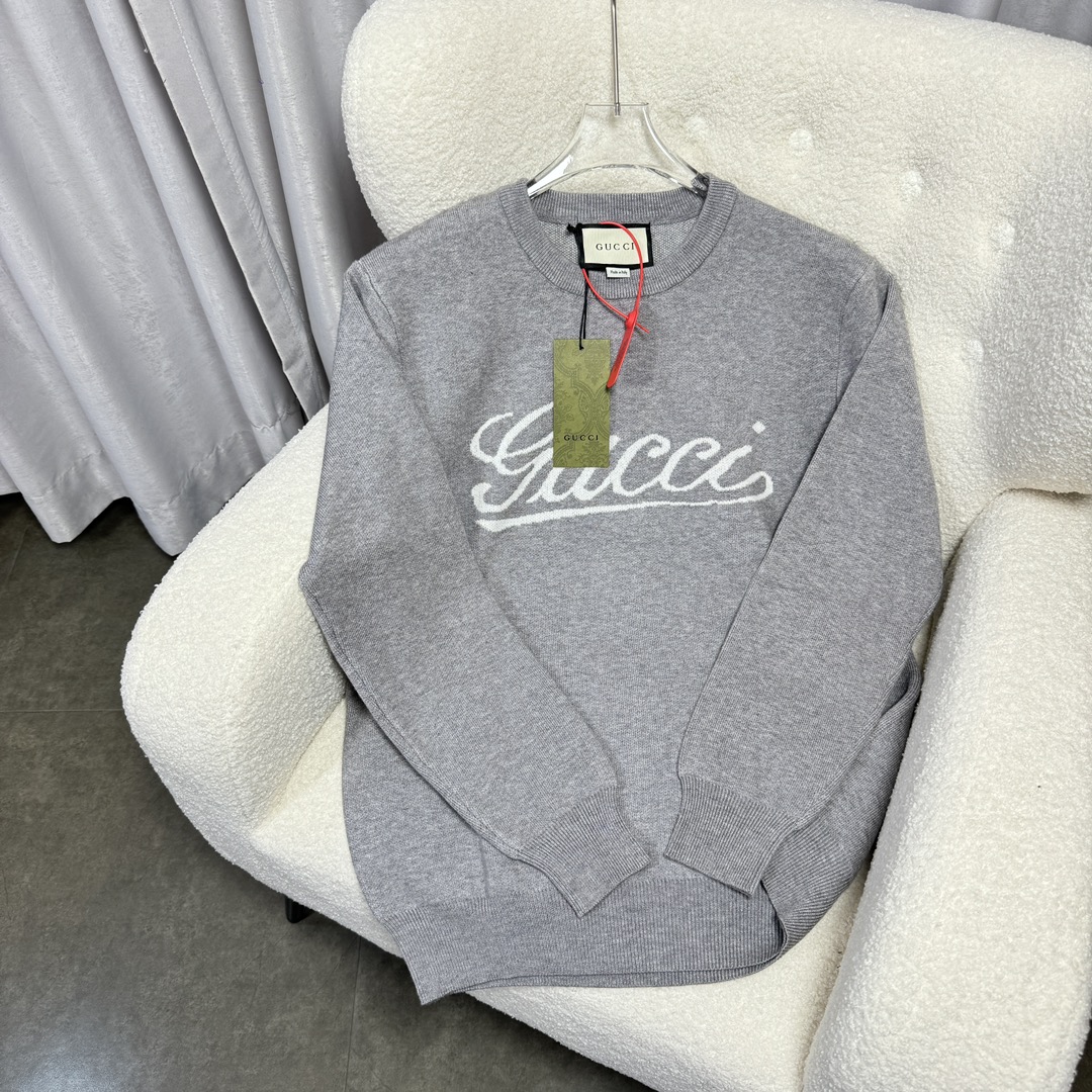 GUCCl古驰 Gucc* 24* Suéter de cuello redondo con logo jacquard de hilo blanco en el pecho, nueva colección de principios …