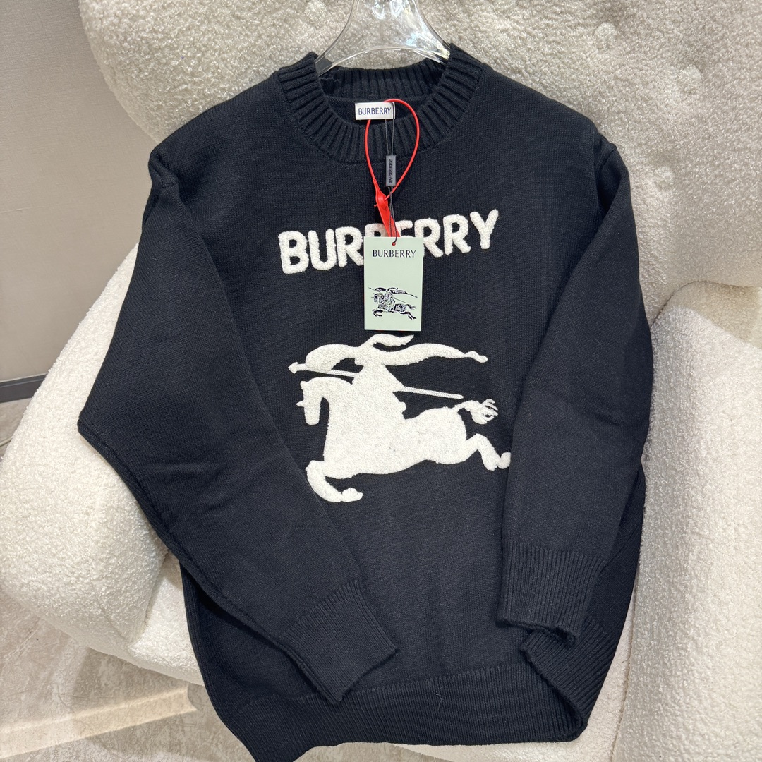 BURBERRY 巴宝莉 Burberr*♥ 2024 nuevo suéter de cuello redondo con ganchillo. Hilo de cachemira y lana YB personalizado, te…