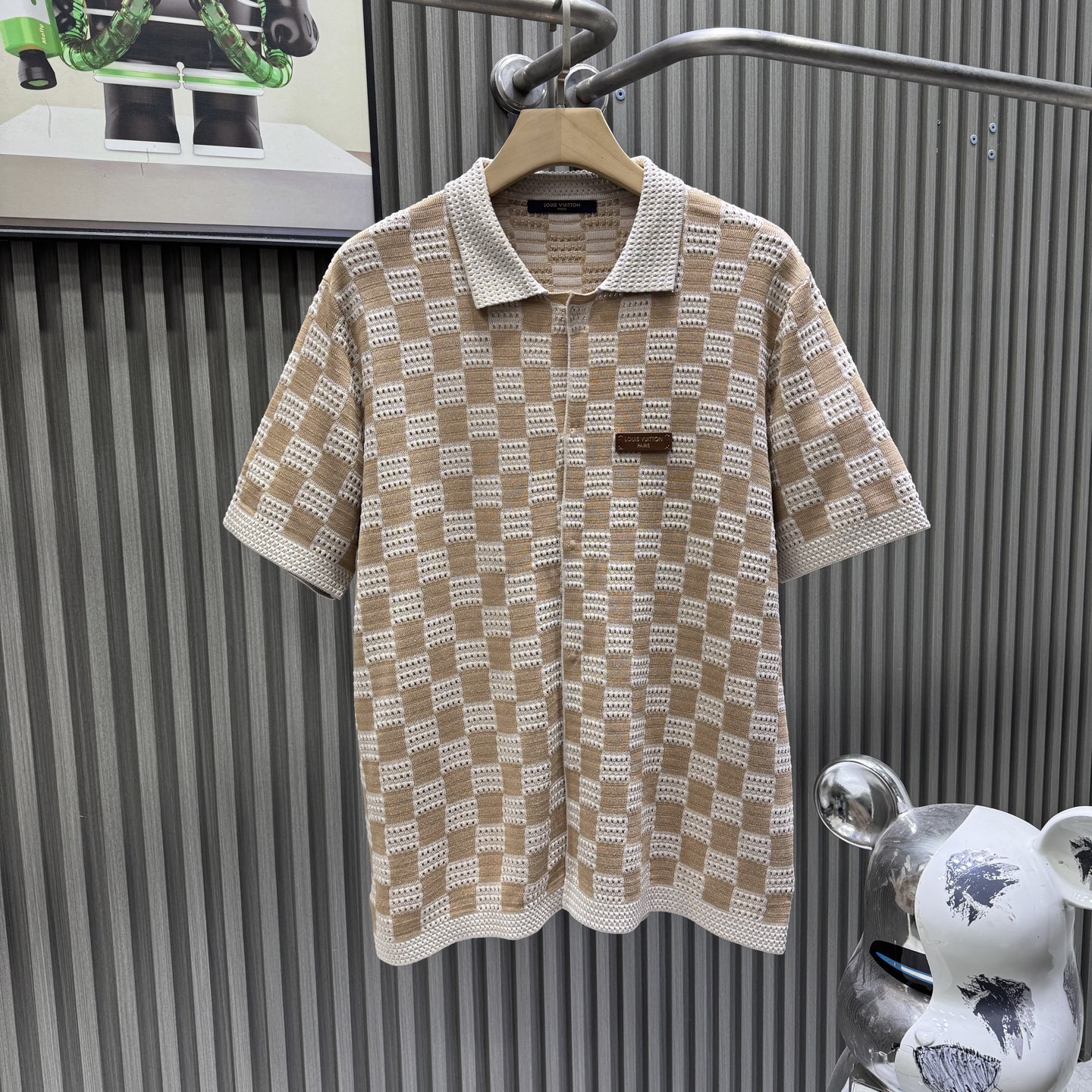 P150 🀄️ Louis Vuitton路易威登 Louis Vuitton 26ss Camiseta de manga corta de punto jacquard con etiqueta de piel y patrón d…